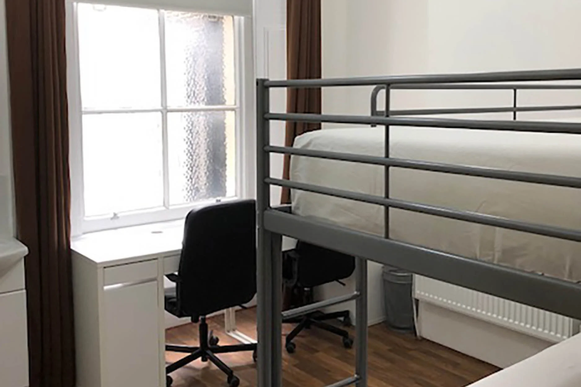 Beaumont-House-Student Accommodation - 2 Bedroom4.jpg