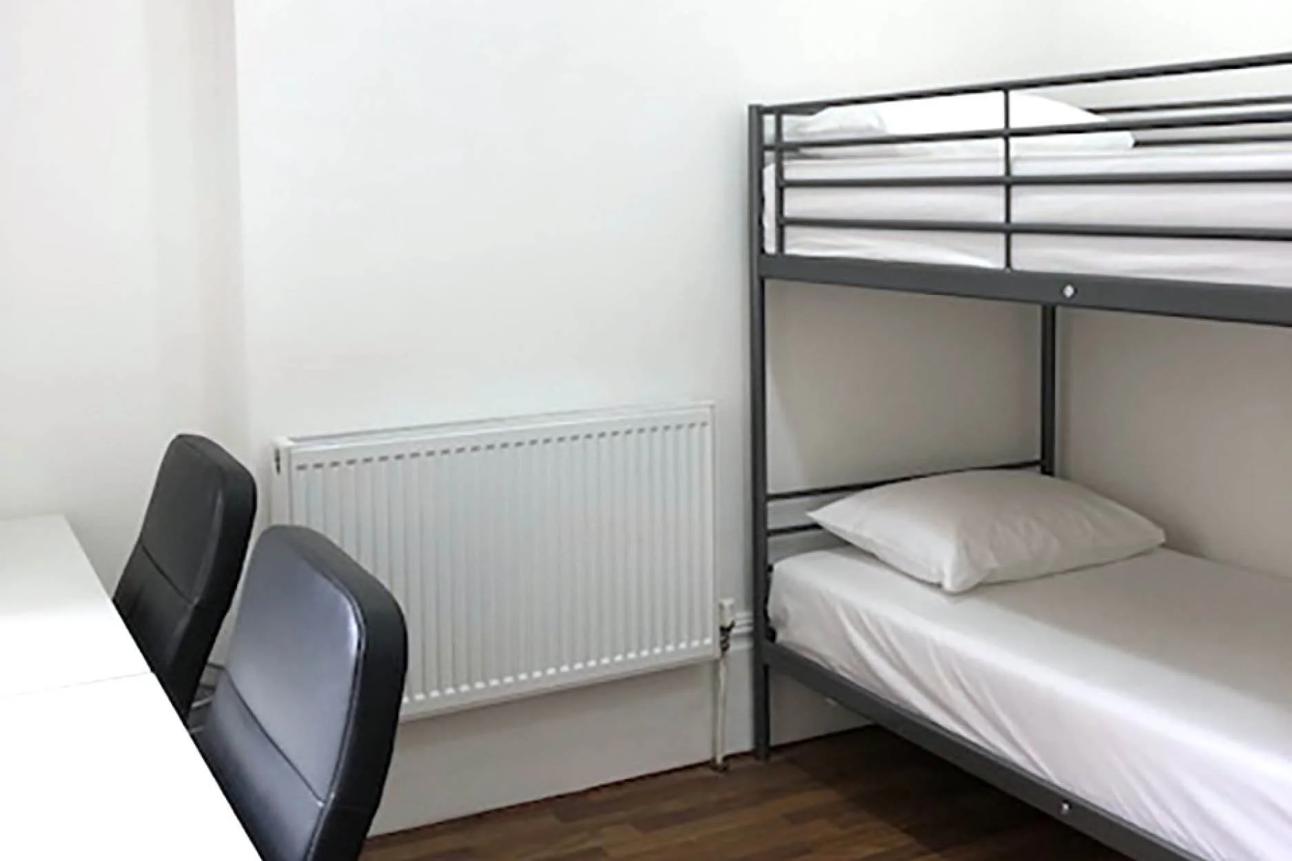 Beaumont-House-Student Accommodation - 2 Bedroom5.jpg