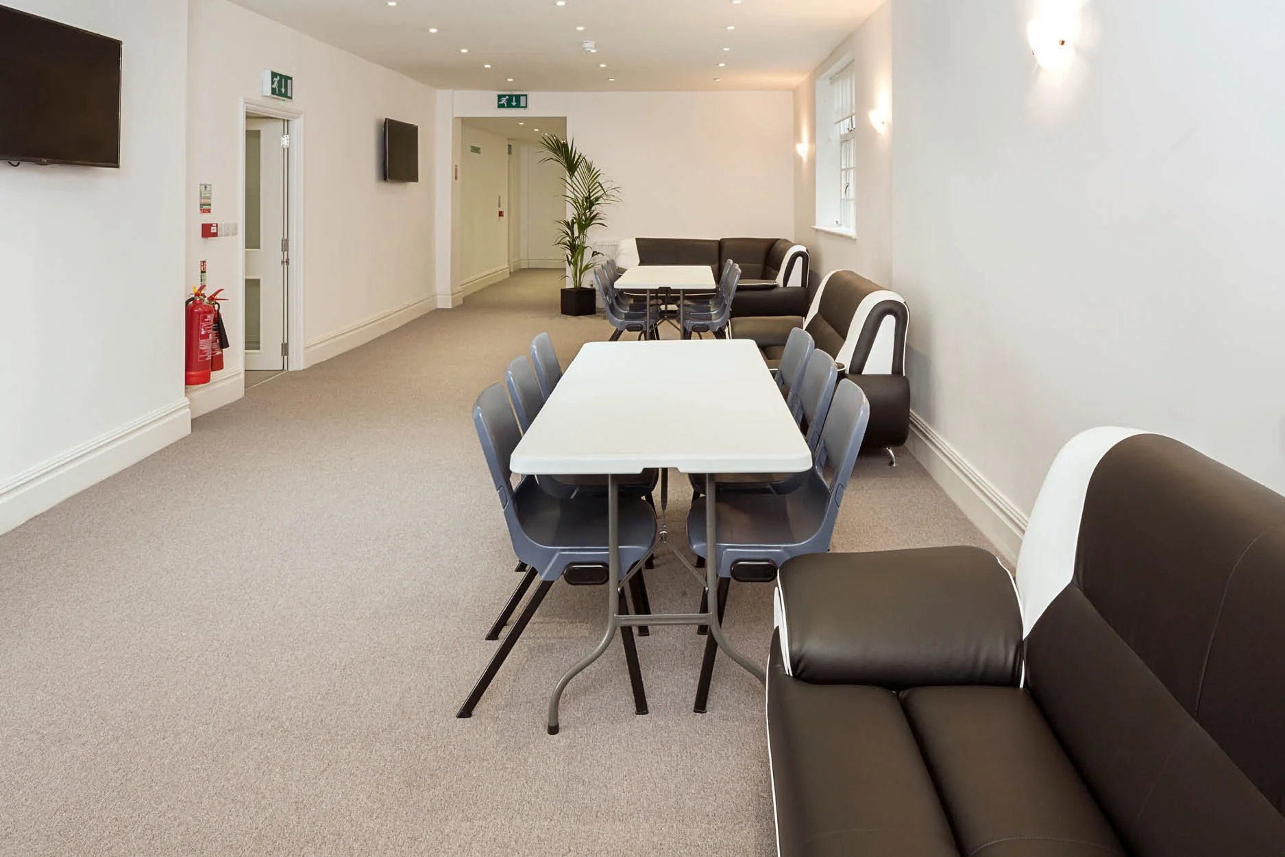 Beaumont-House-Student Accommodation - Communal Areas2.jpg