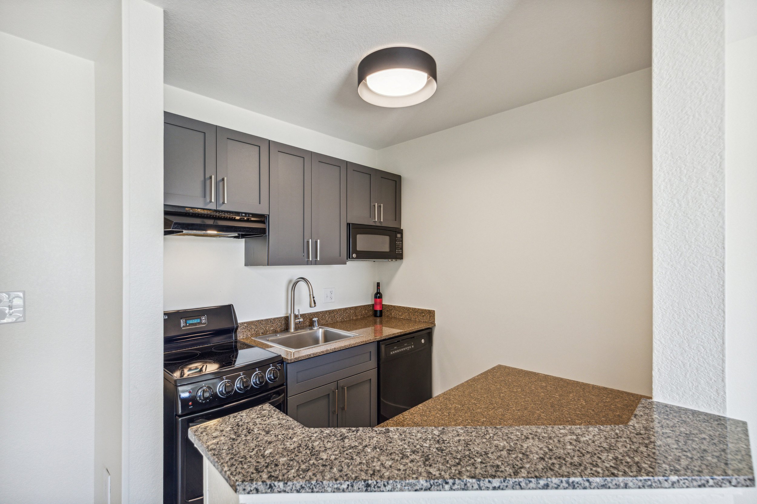 3699 South Monaco Parkway-print-023-008-untitled22-4200x2800-300dpi.jpg