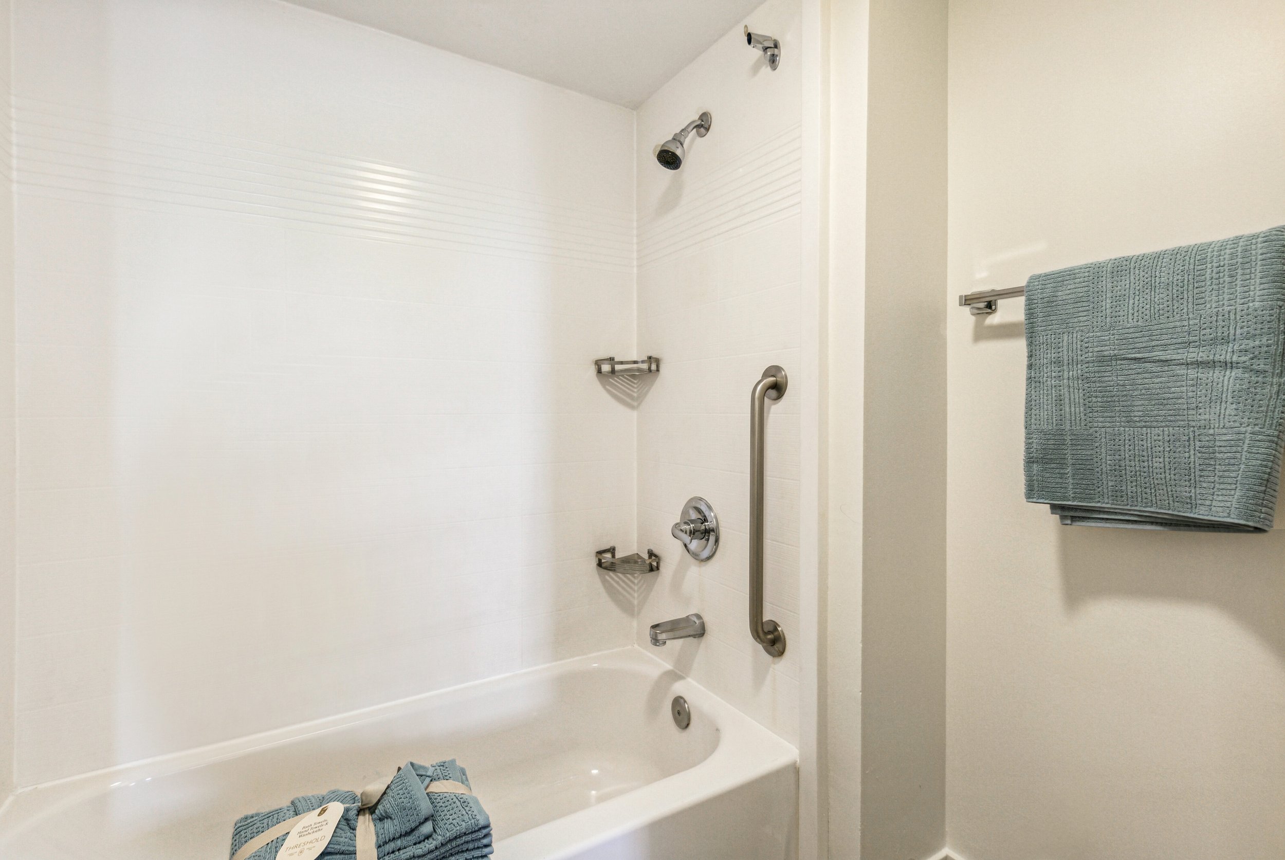 3699 South Monaco Parkway-print-013-024-untitled10-4200x2812-300dpi.jpg