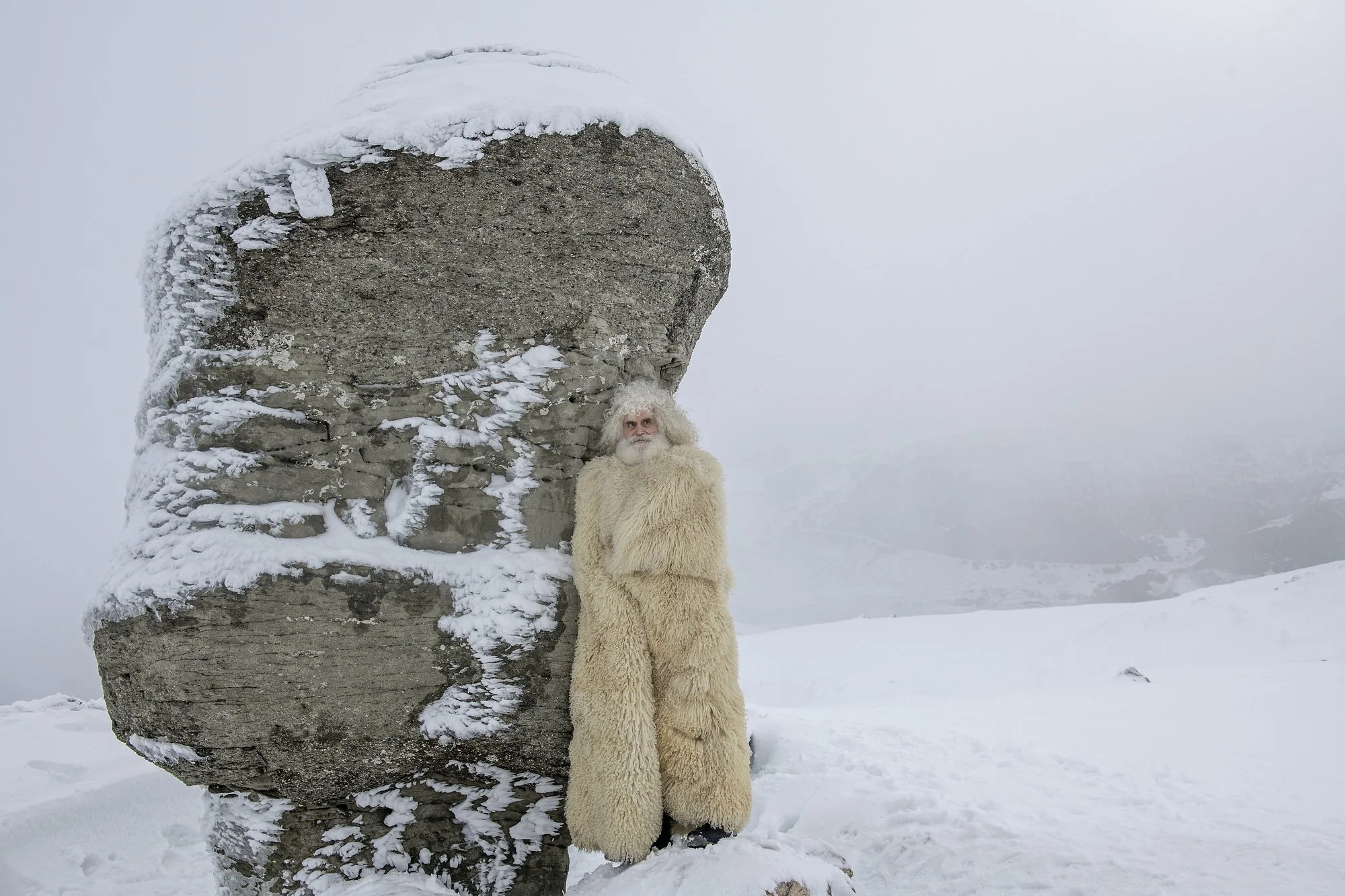 A man who is also a Dacian re-enactor came on the high plateau of Bucegi Mountains to celebrate a special day of the year, the Day of the Sphinx.