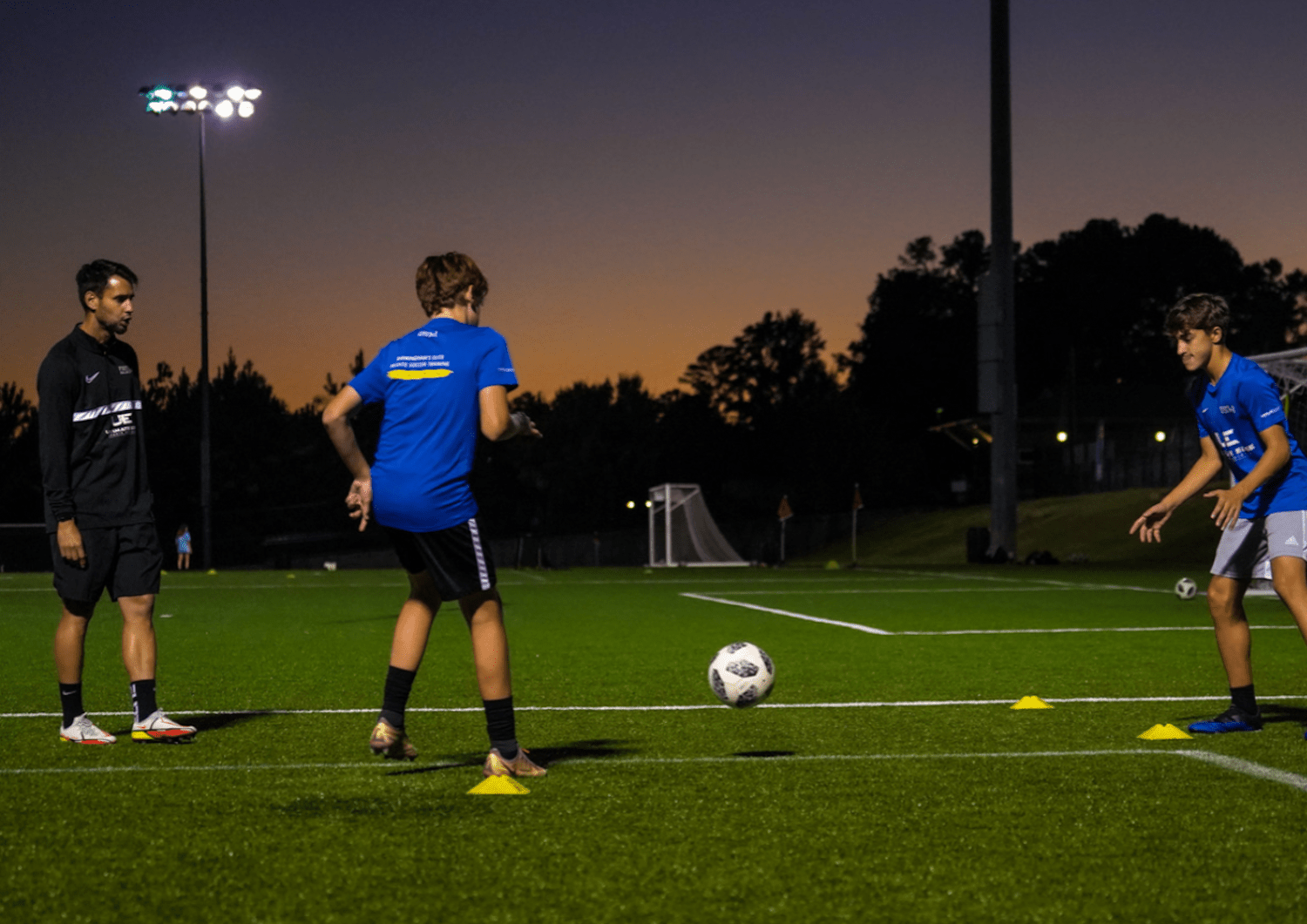 What Makes 1:1 and Small Group Football Coaching Effective?