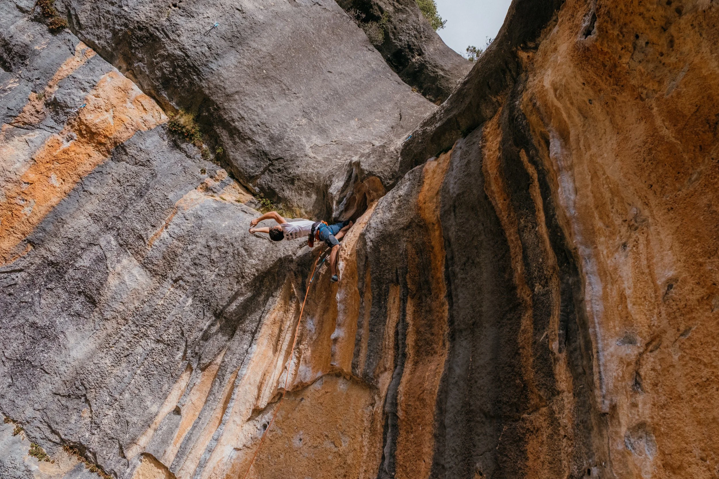 Tenaya athelet Martzel Vicario in Siurana climbing festival. Nov 2025