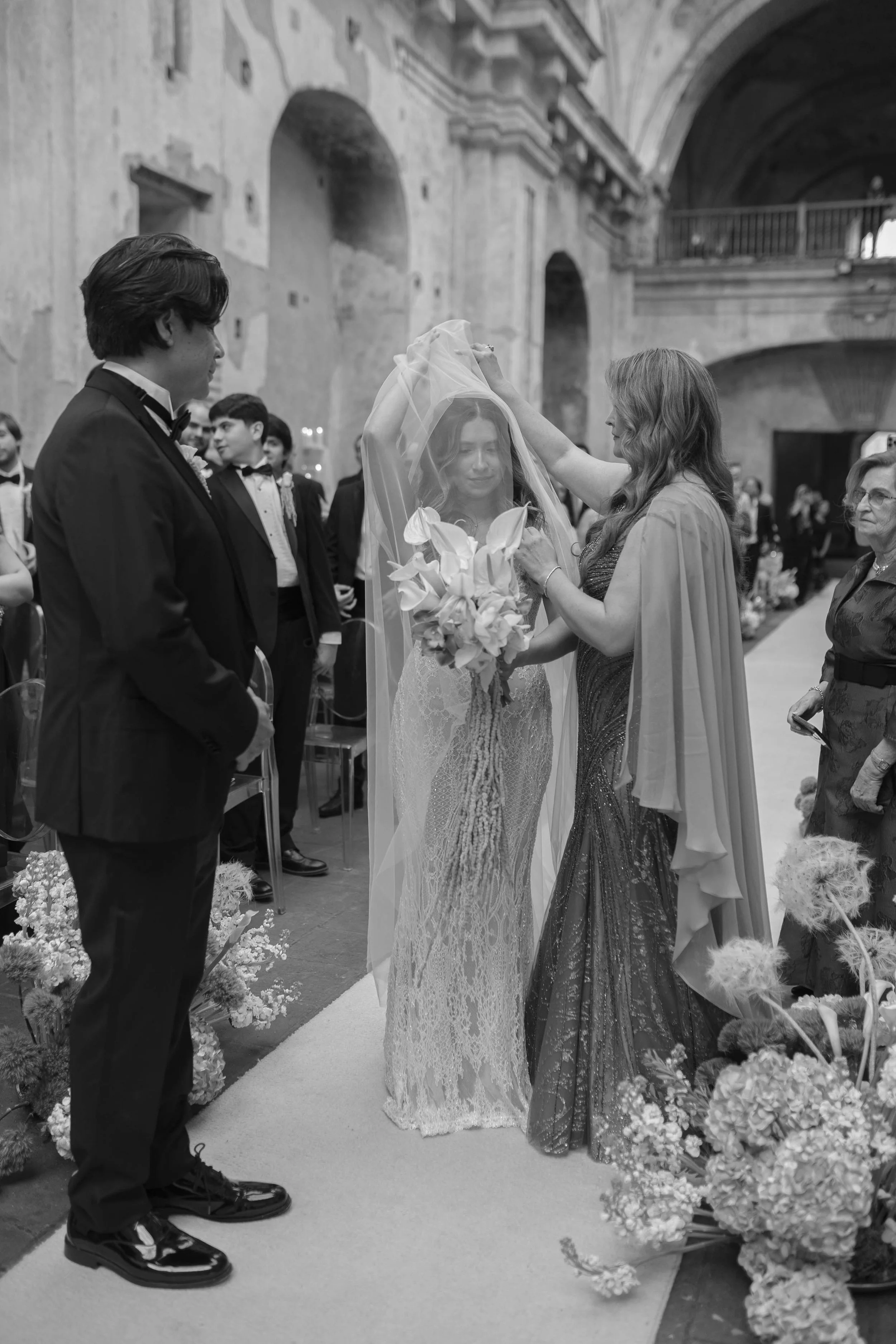 destination-wedding-ruins documentary-antigua-guatemala-life-weddings5.jpg