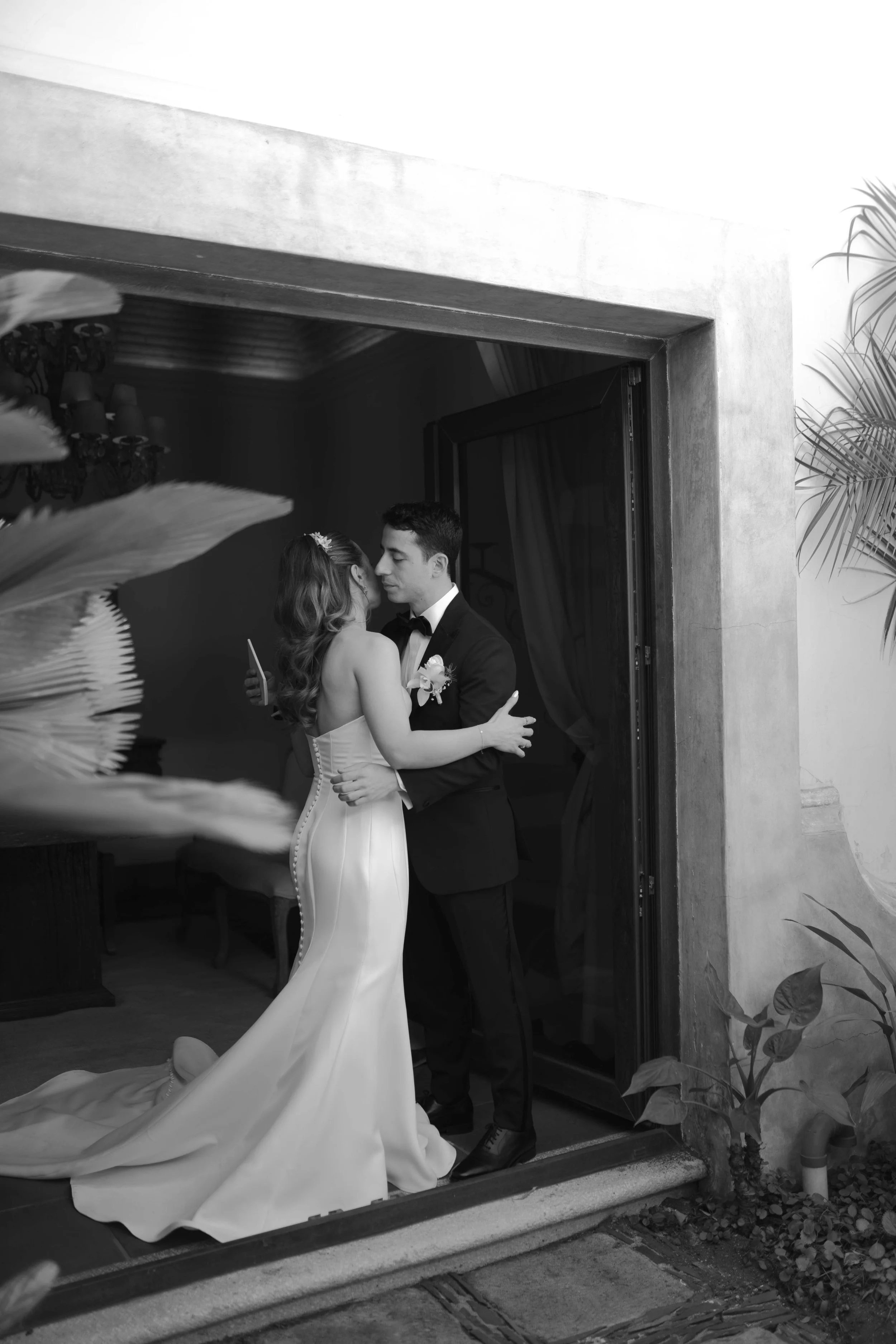 destination-wedding-ruins documentary-antigua-guatemala-life-weddings28.jpg