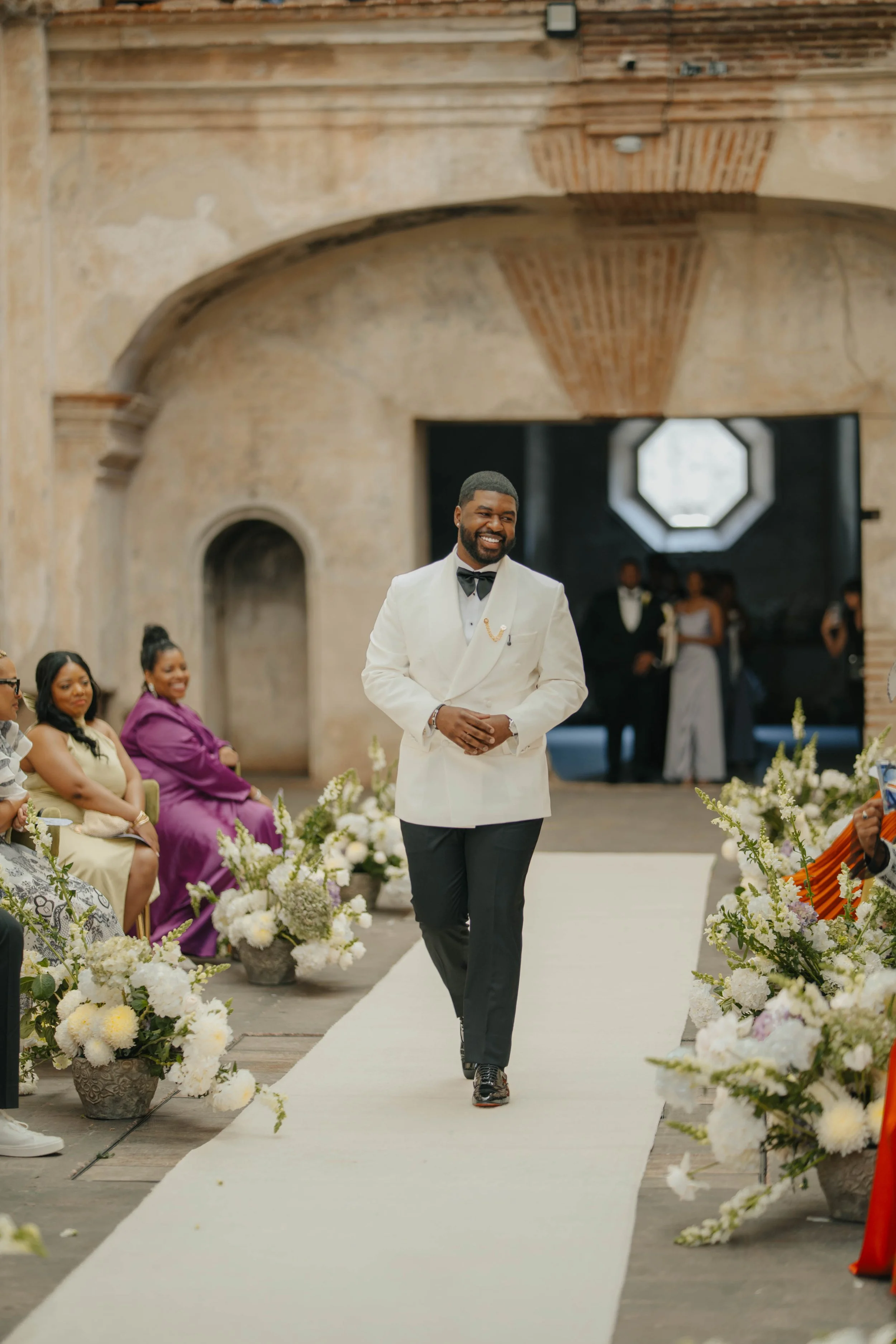 destination-wedding-ruins documentary-antigua-guatemala-life-weddings112.jpg