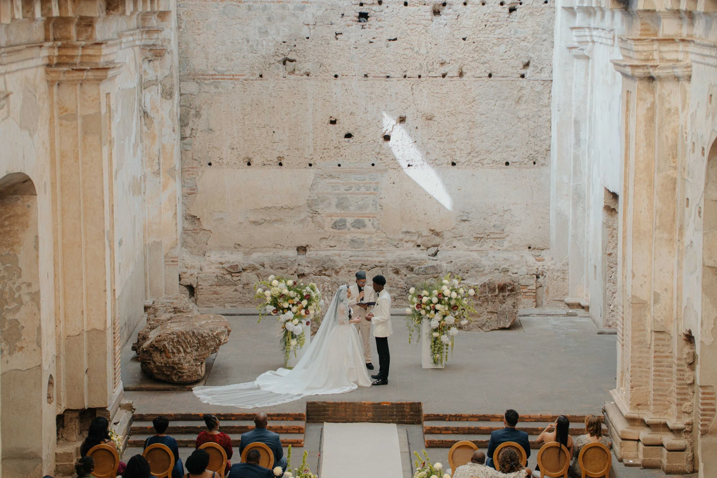 destination-wedding-photography luxury-antigua-guatemala-life-weddings47.jpg
