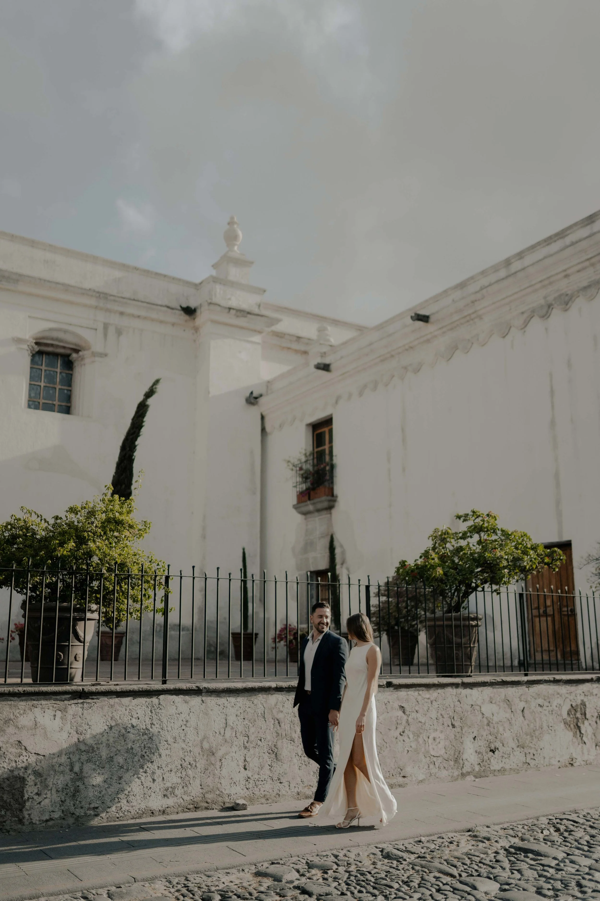 destination-wedding-ruins documentary-natural-antiguaguatemala-life-weddings18.jpg