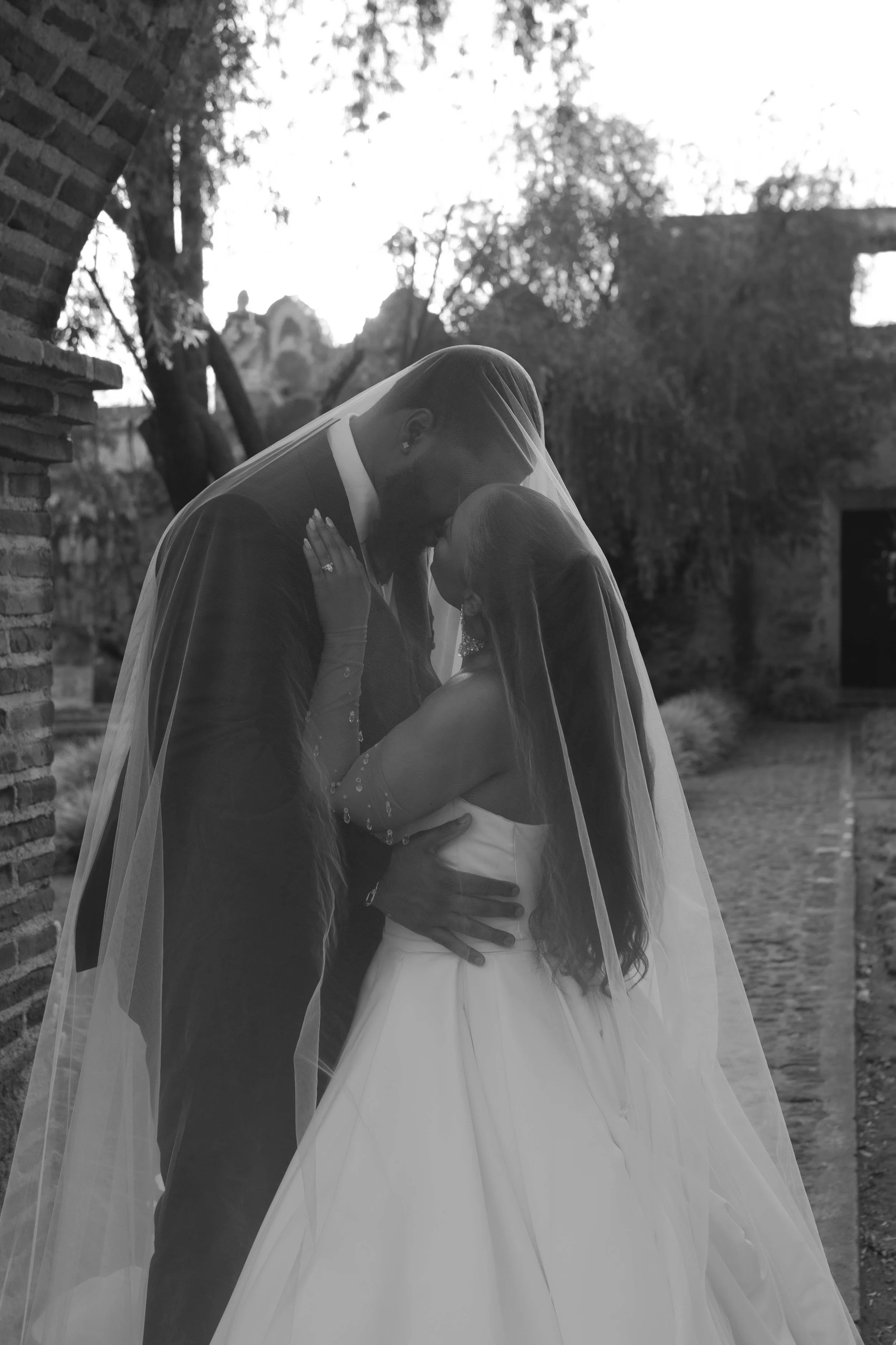 destination-wedding-ruins documentary-antigua-guatemala-life-weddings79.jpg