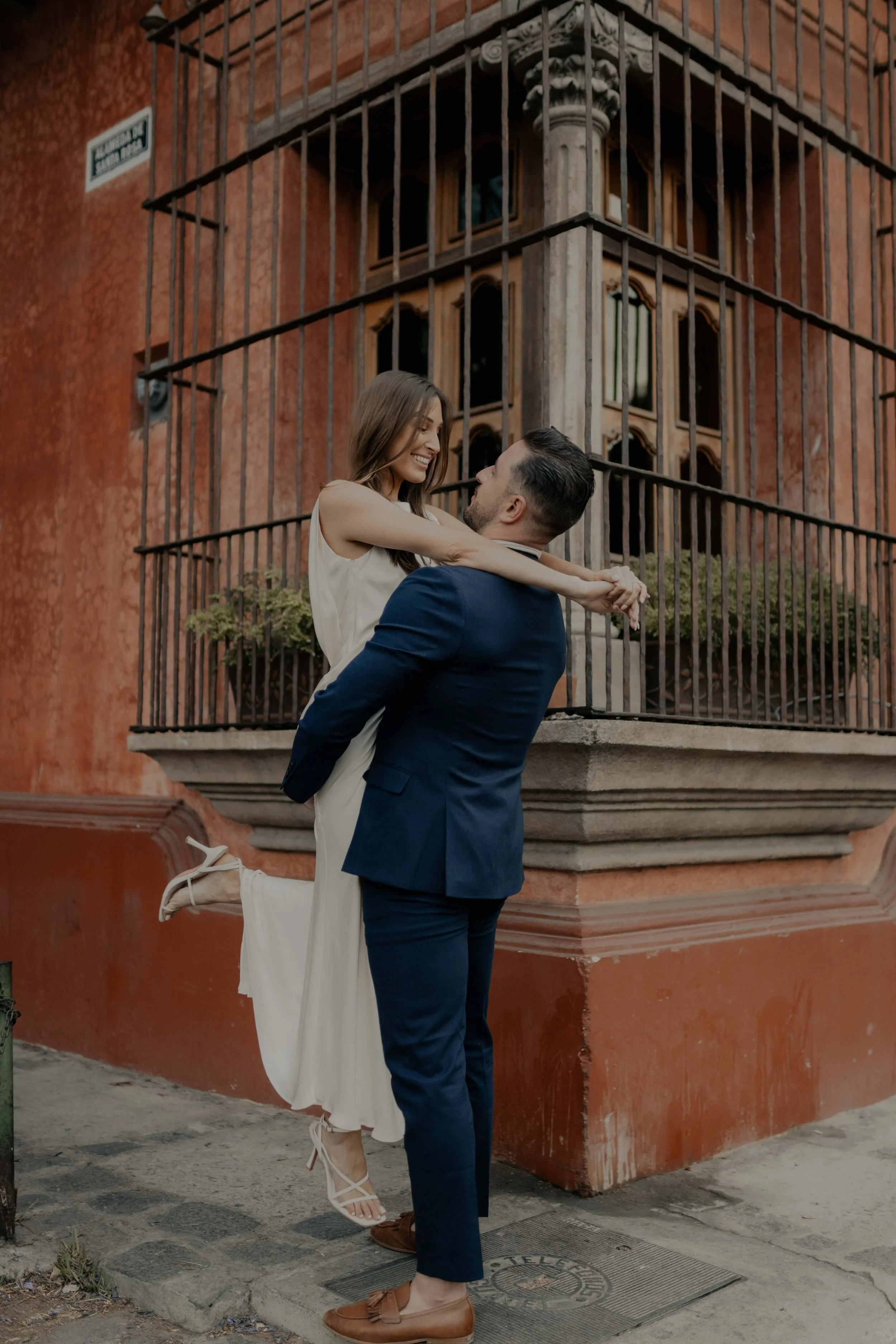 destination-wedding-ruins documentary-natural-antiguaguatemala-life-weddings7.jpg