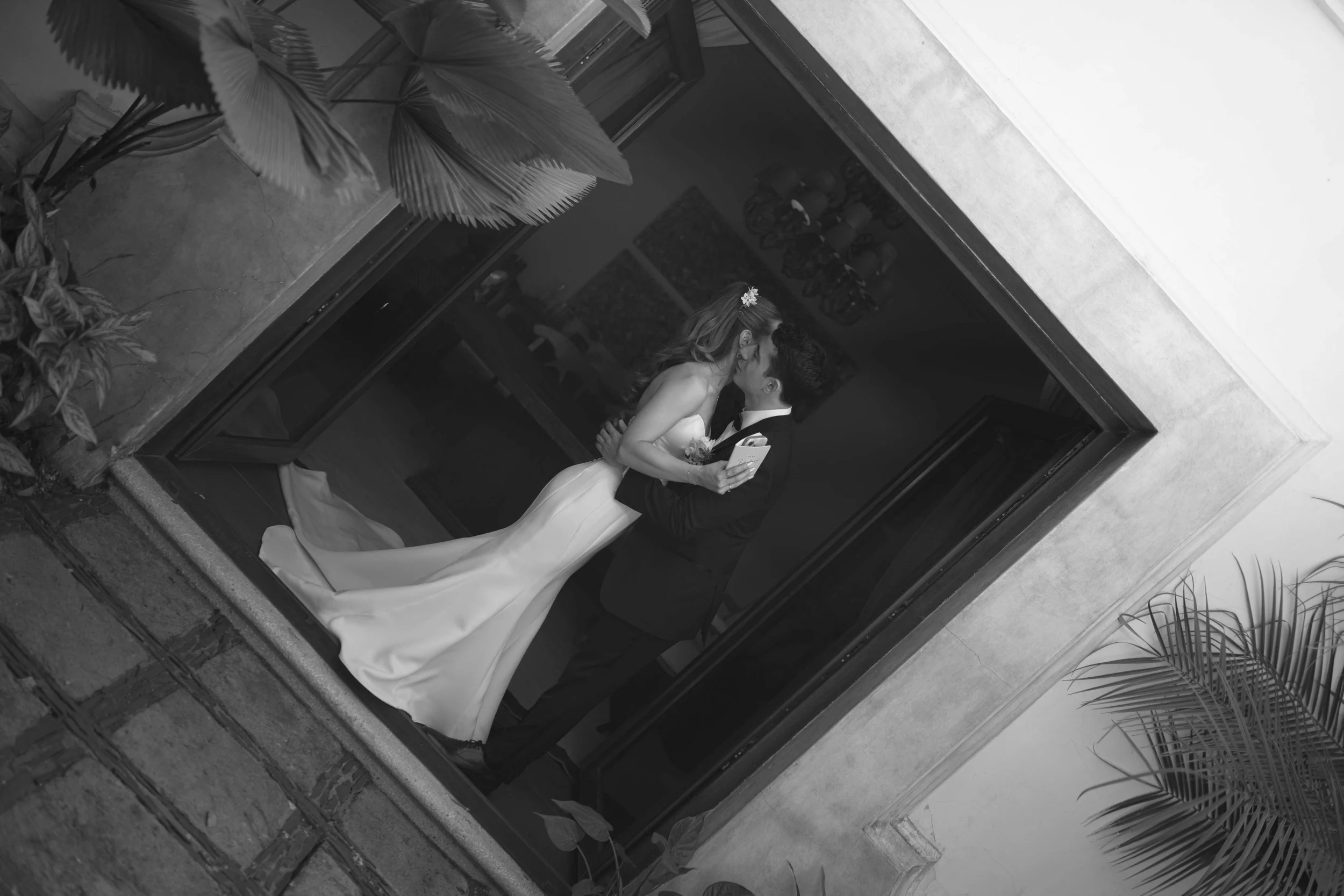 destination-wedding-ruins documentary-antigua-guatemala-life-weddings29.jpg