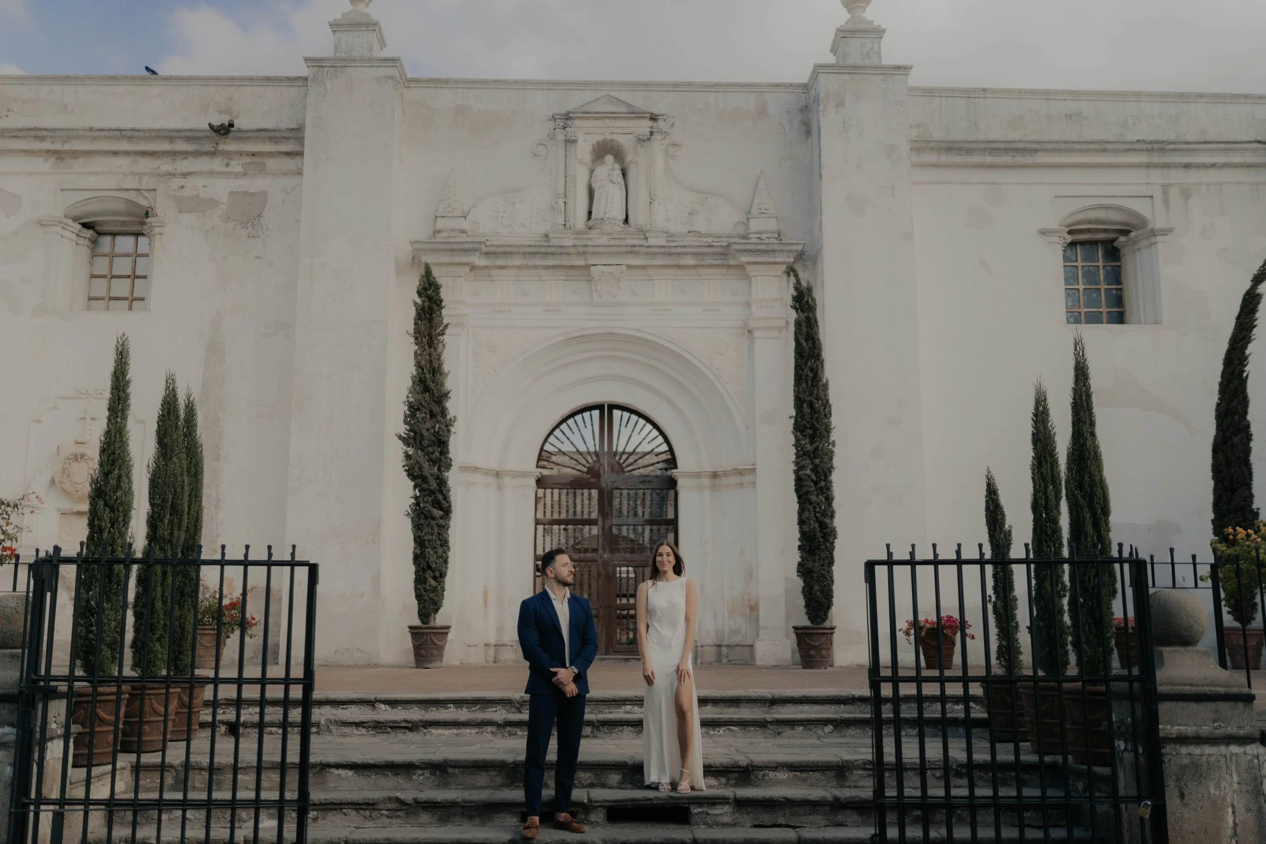 destination-wedding-ruins documentary-natural-antiguaguatemala-life-weddings22.jpg