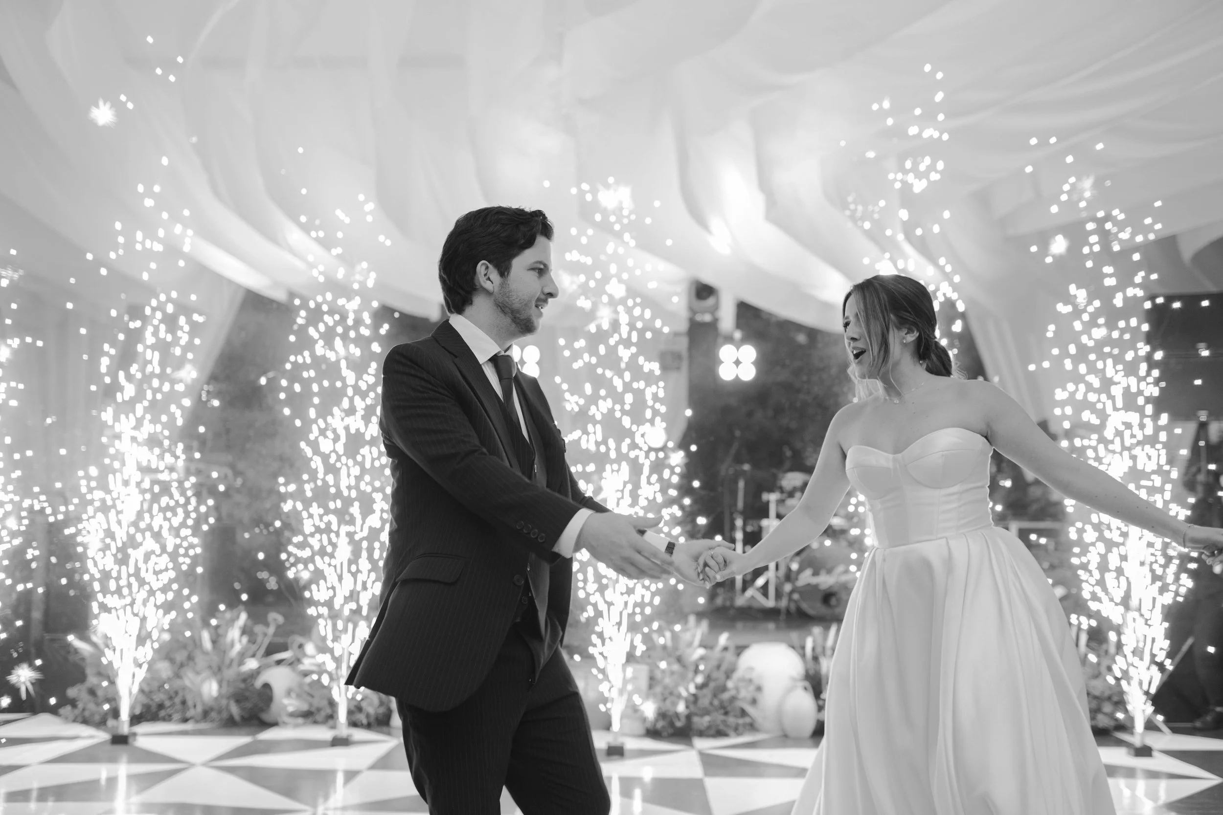 destination-wedding-ruins documentary-antigua-guatemala-life-weddings89.jpg