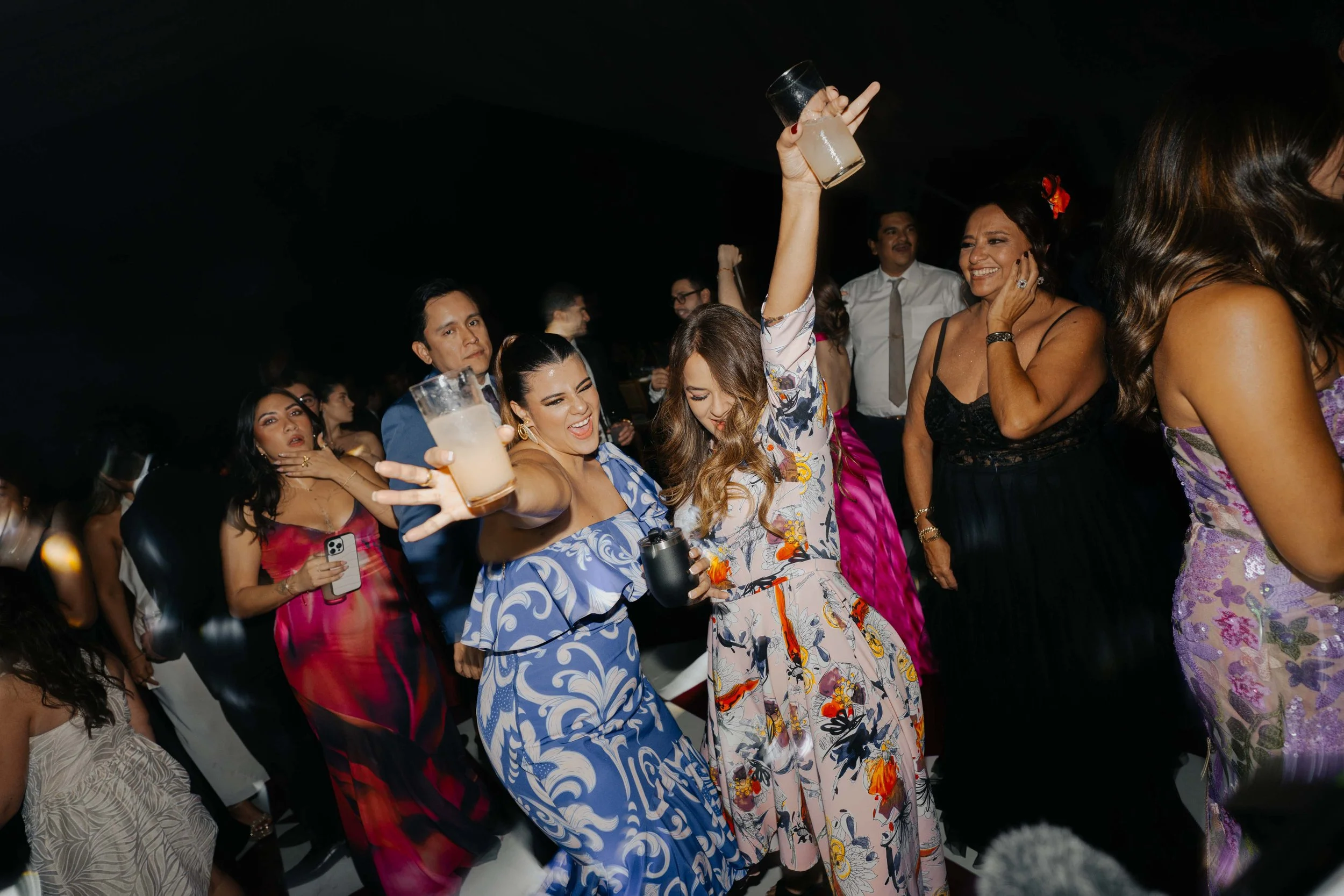 destination-wedding-ruins documentary-antigua-guatemala-life-weddings66.jpg