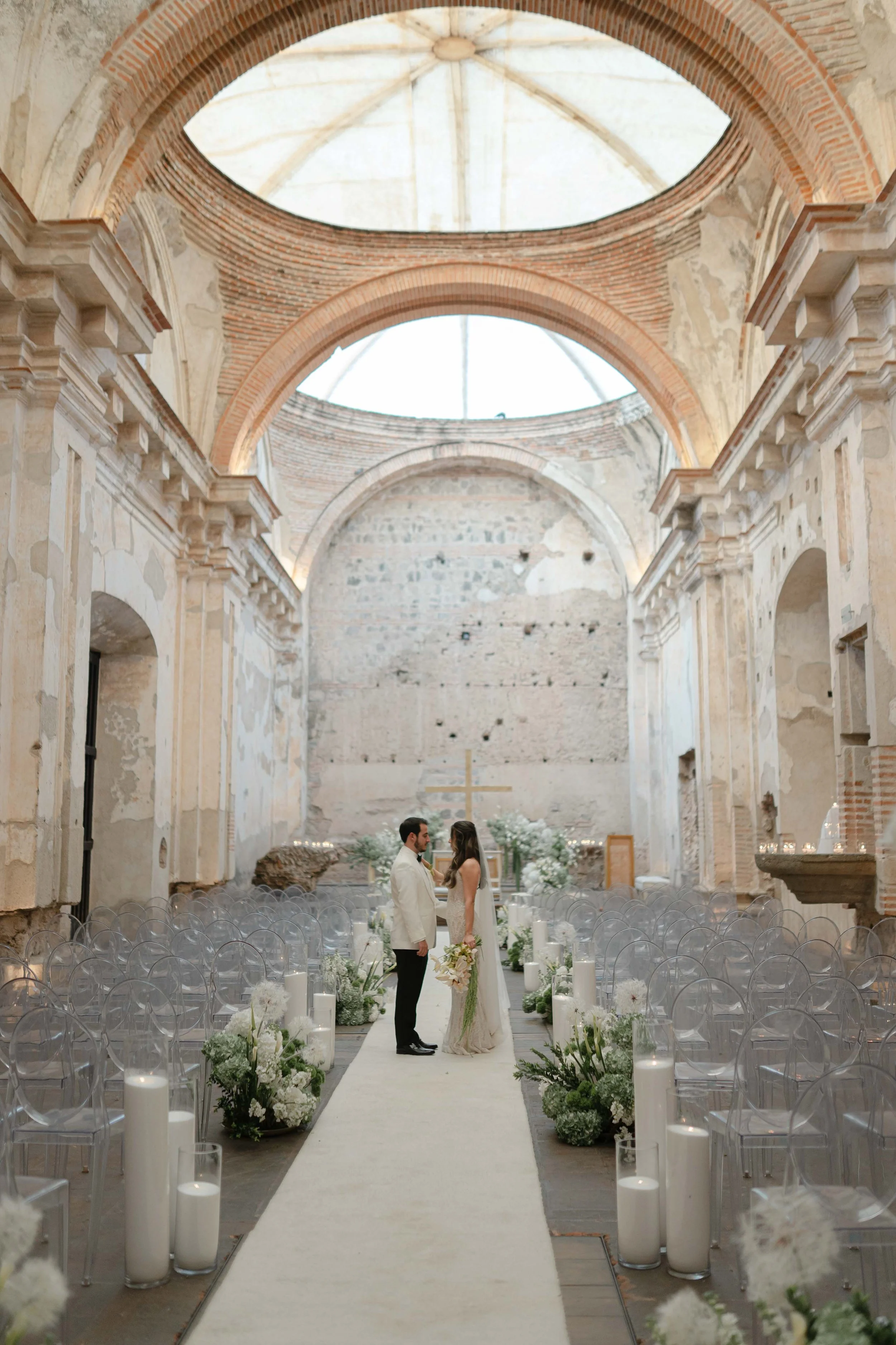 destination-wedding-ruins documentary-antigua-guatemala-life-weddings25.jpg