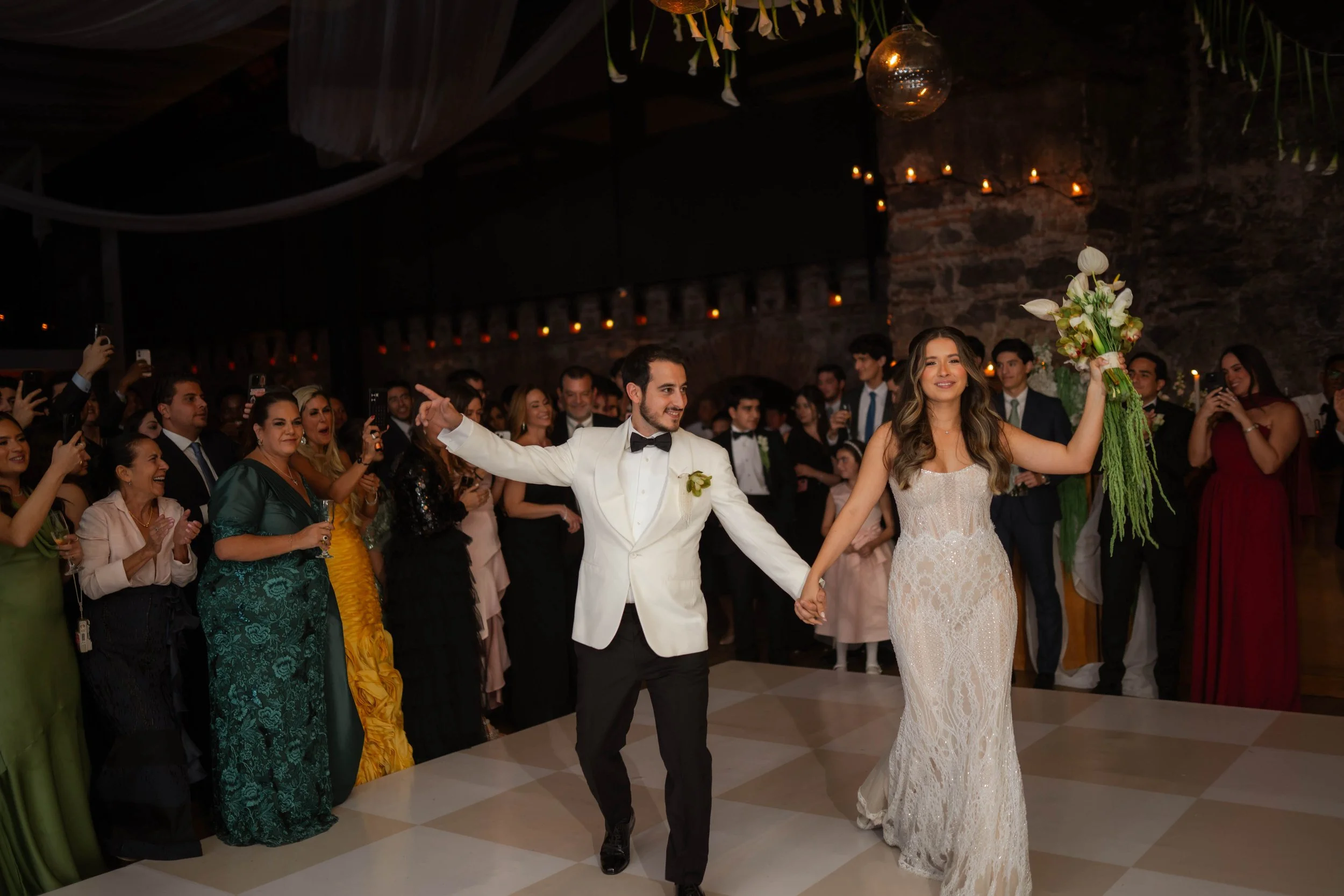 destination-wedding-ruins documentary-antigua-guatemala-life-weddings34.jpg