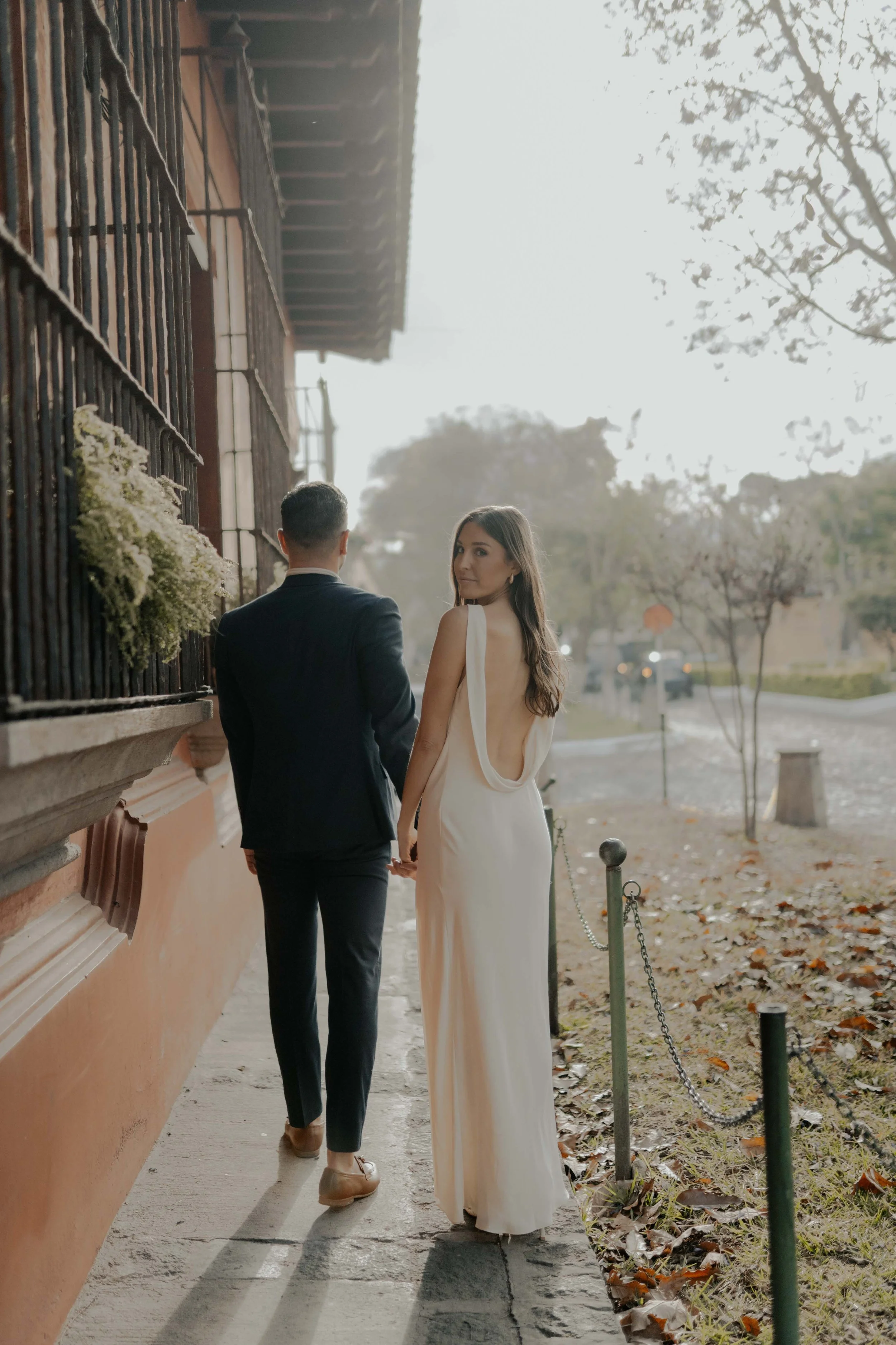 destination-wedding-ruins documentary-natural-antiguaguatemala-life-weddings14.jpg
