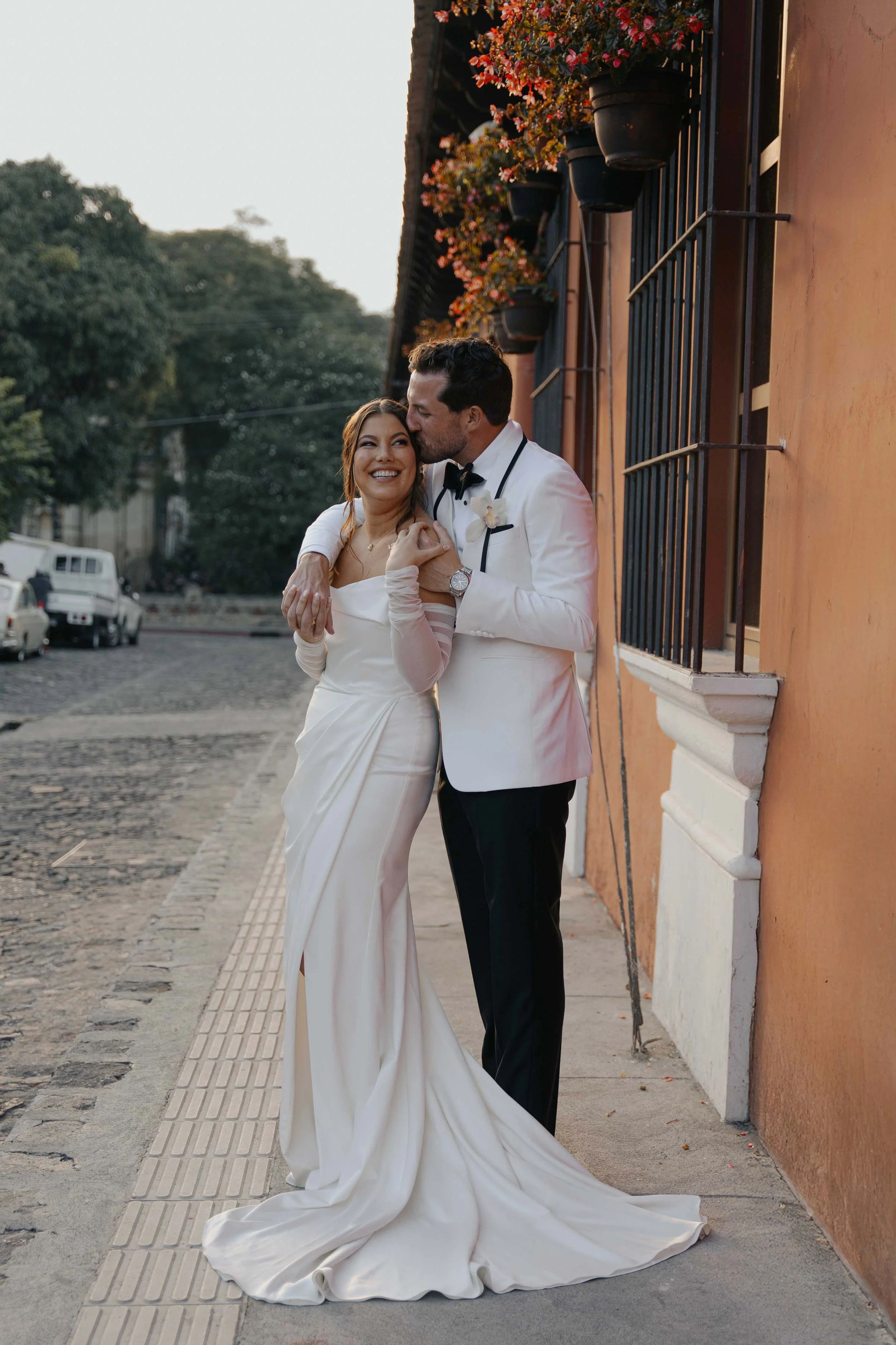 destination-wedding-ruins documentary-antigua-guatemala-life-weddings30.jpg