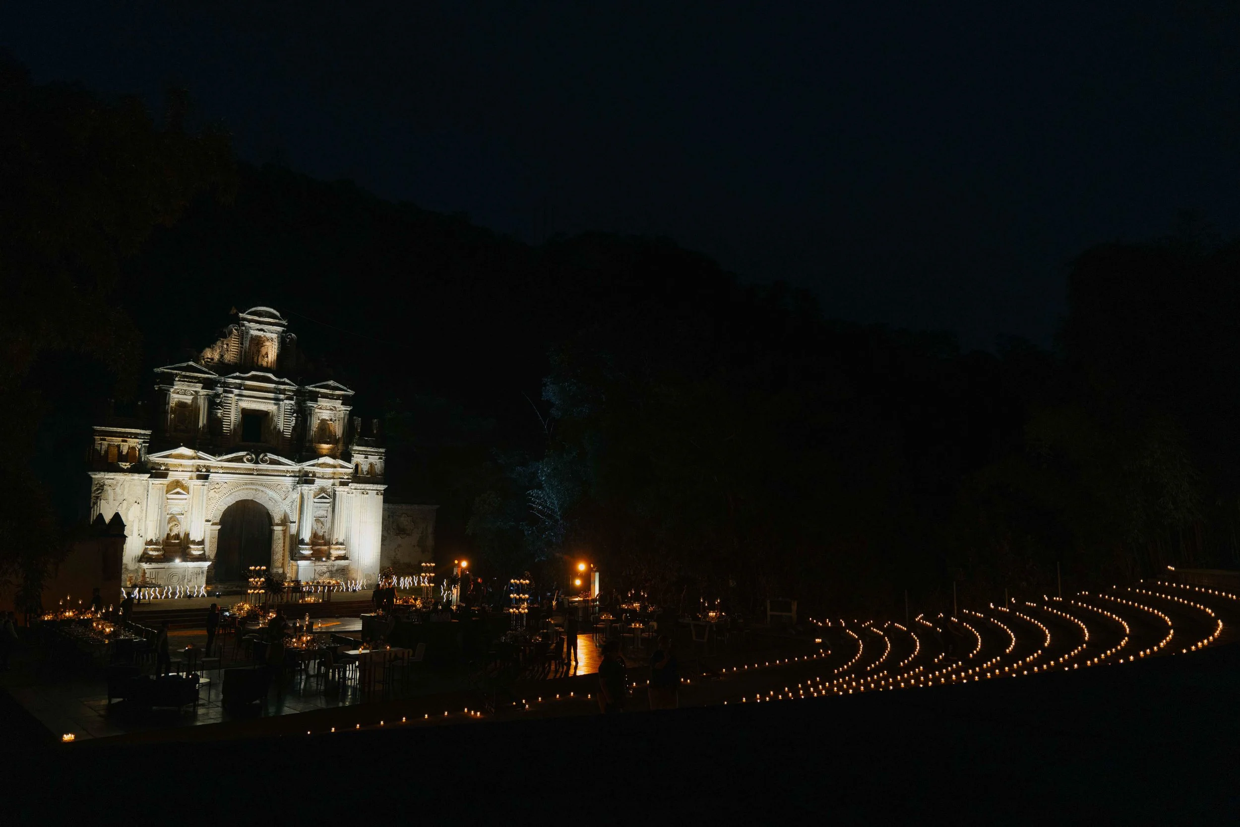 destination-wedding-ruins documentary-antigua-guatemala-life-weddings9.jpg