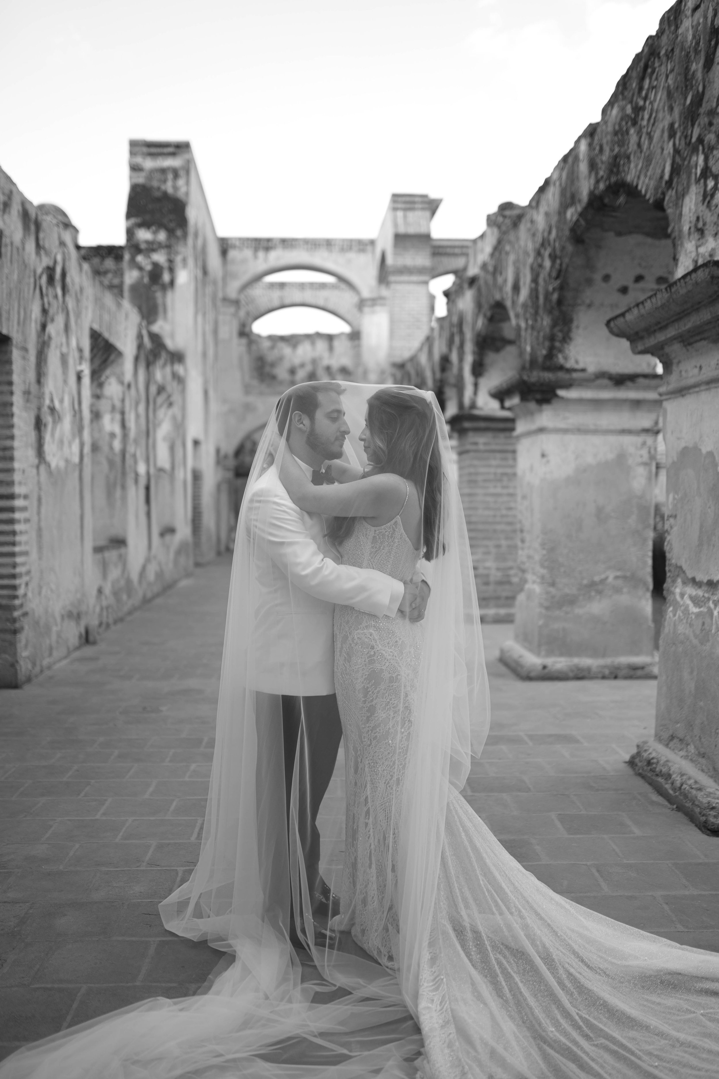 destination-wedding-ruins documentary-antigua-guatemala-life-weddings30.jpg