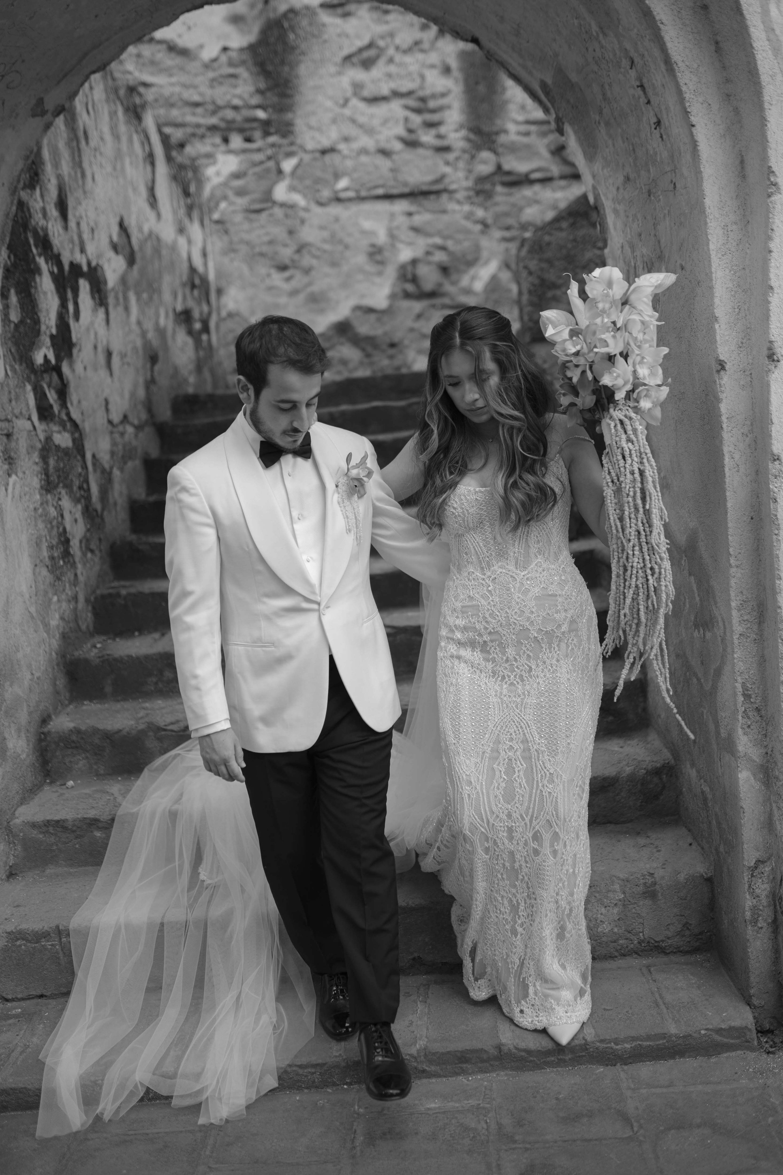 destination-wedding-ruins documentary-antigua-guatemala-life-weddings31.jpg