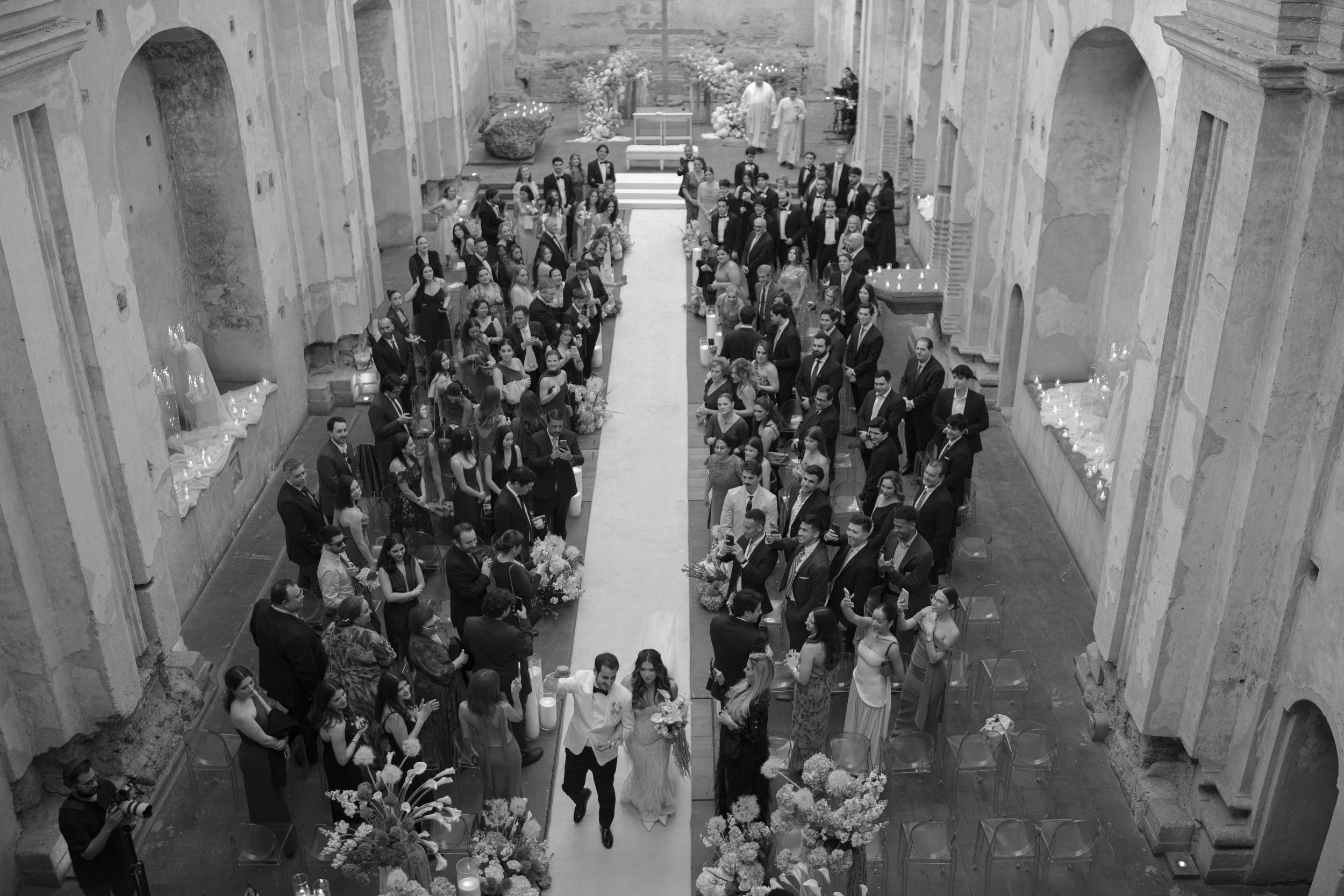 destination-wedding-ruins documentary-antigua-guatemala-life-weddings45.jpg