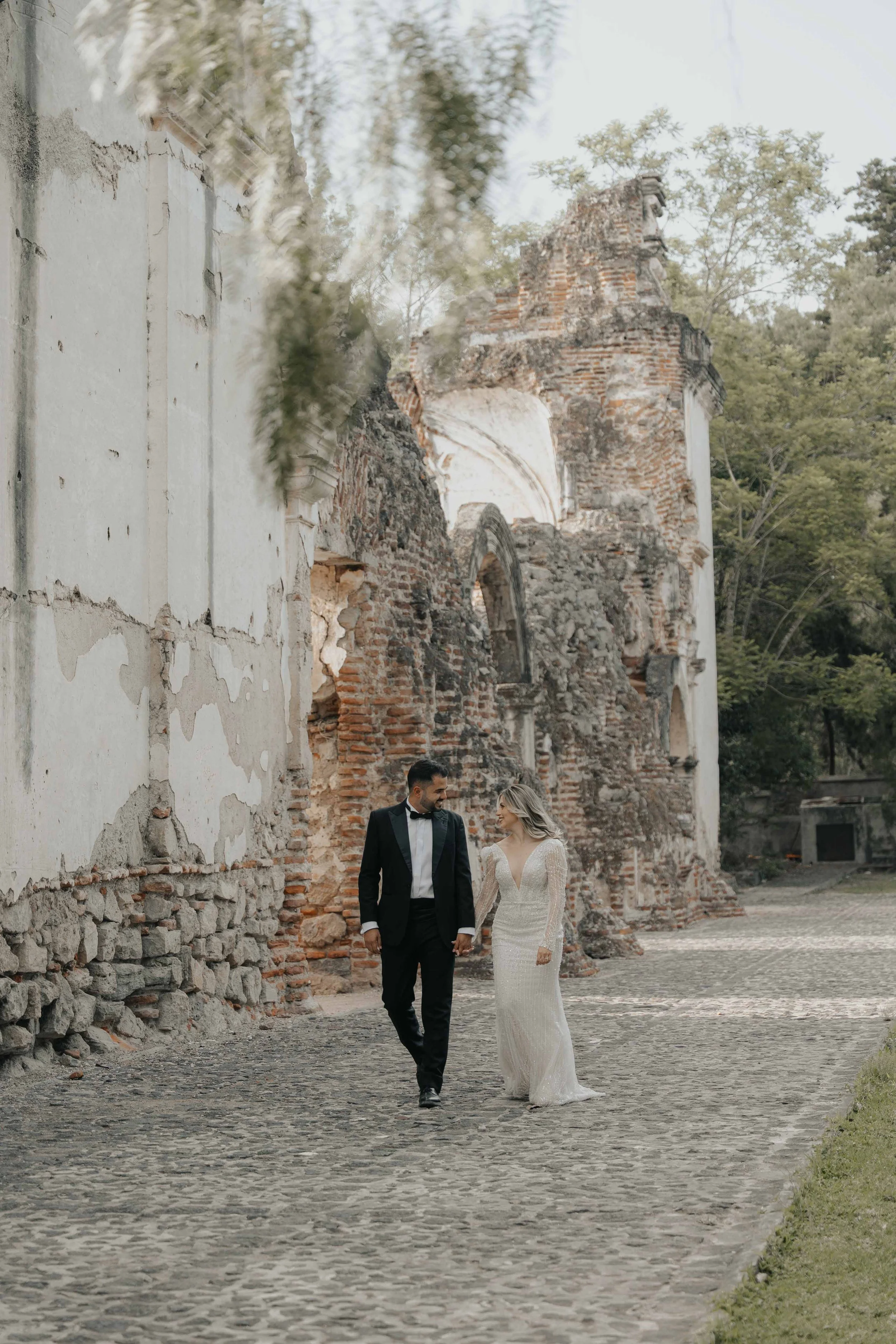 destination-wedding luxury antigua guatemala-documentary-lifeweddingsfilm28.jpg