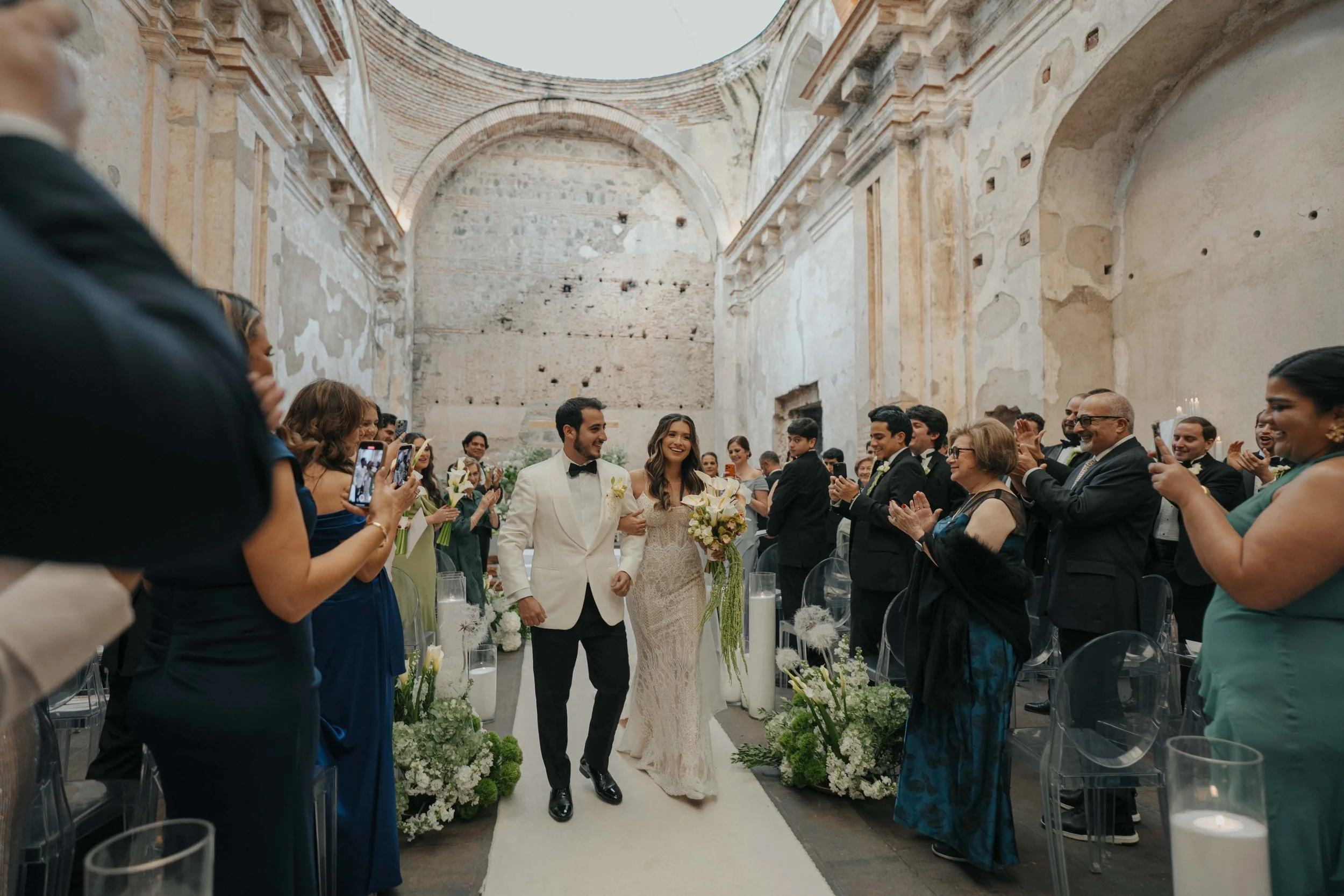 destination-wedding-ruins documentary-antigua-guatemala-life-weddings10.jpg