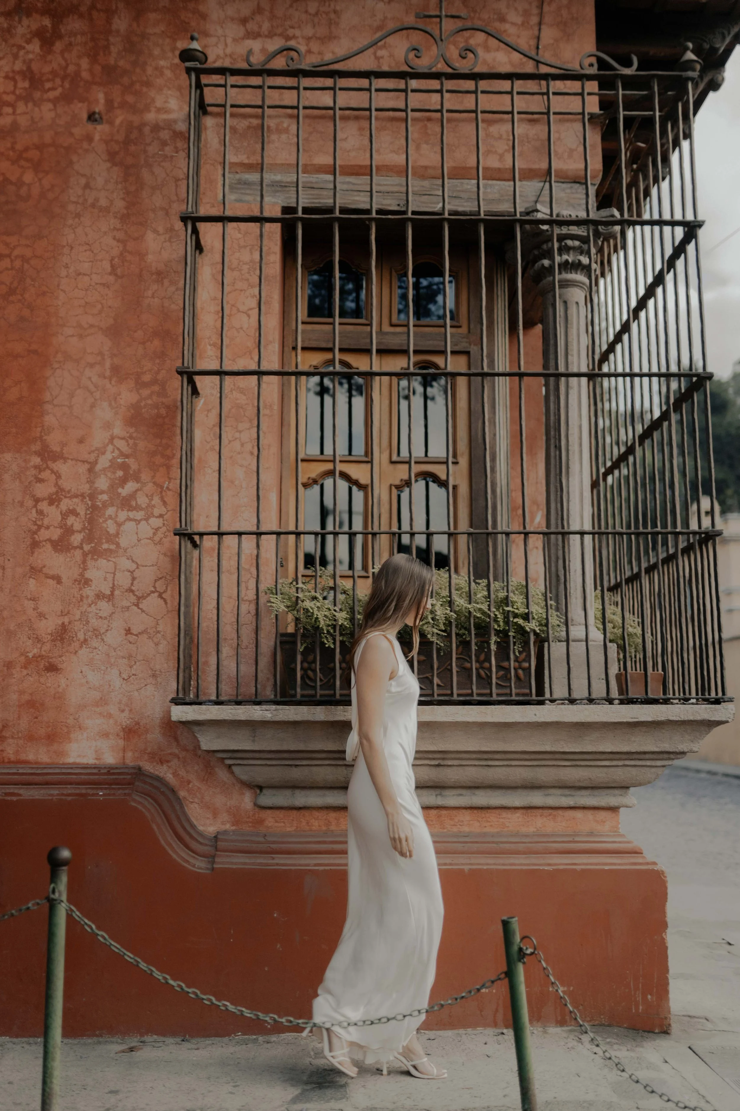 destination-wedding-ruins documentary-natural-antiguaguatemala-life-weddings17.jpg