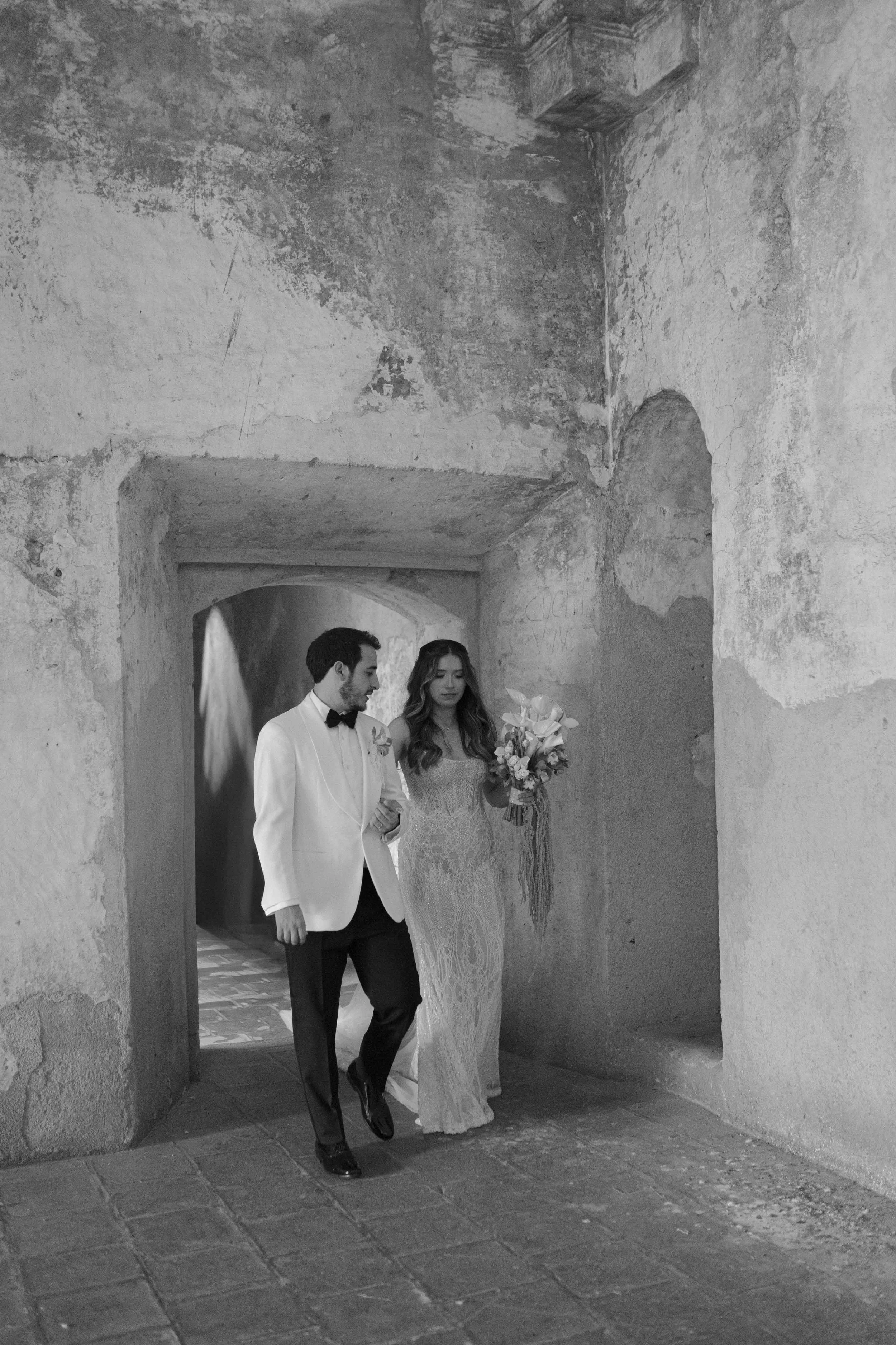 destination-wedding-ruins documentary-antigua-guatemala-life-weddings19.jpg