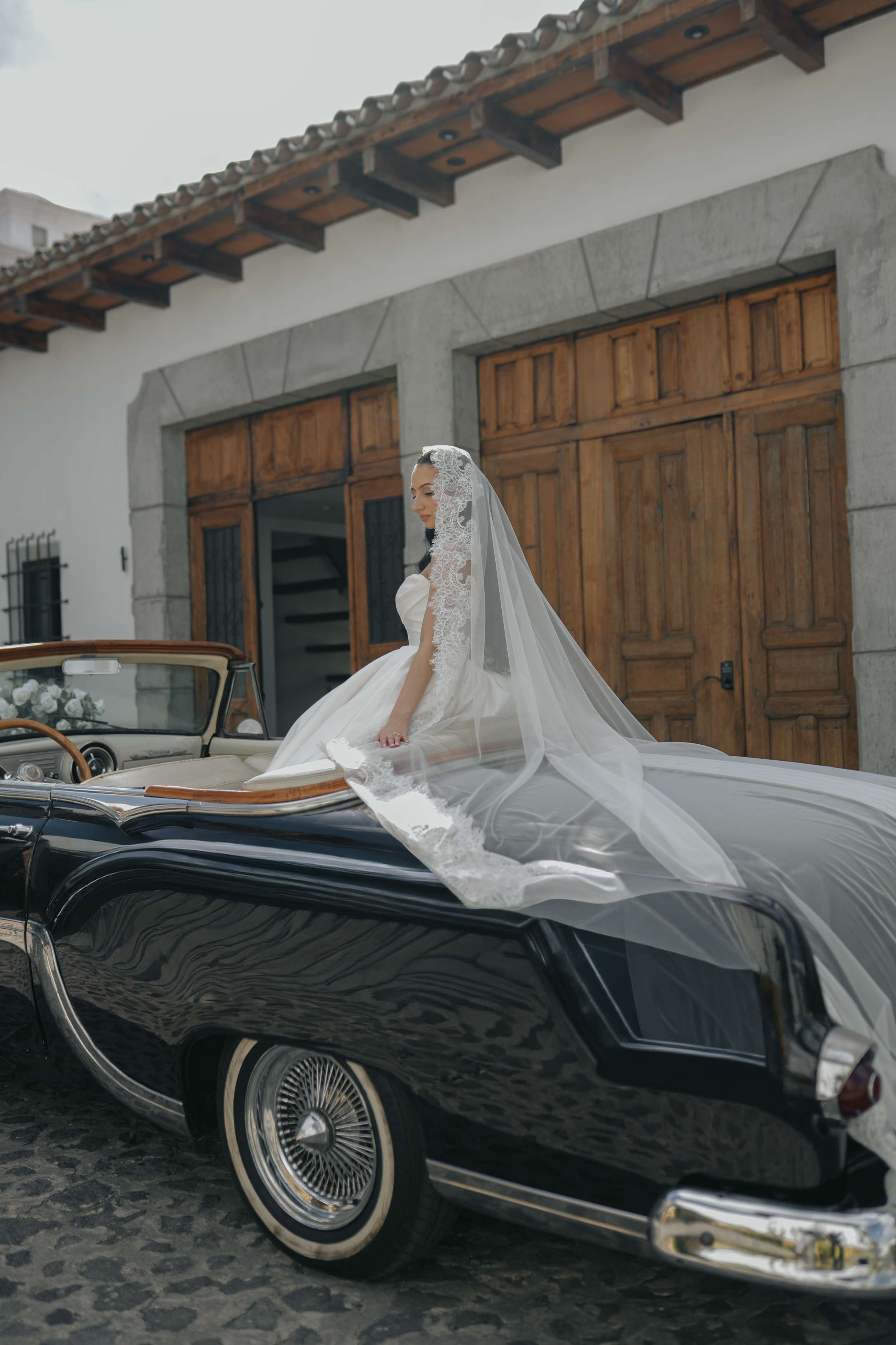 destination-wedding-photography luxury-antigua-guatemala-life-weddings19.jpg