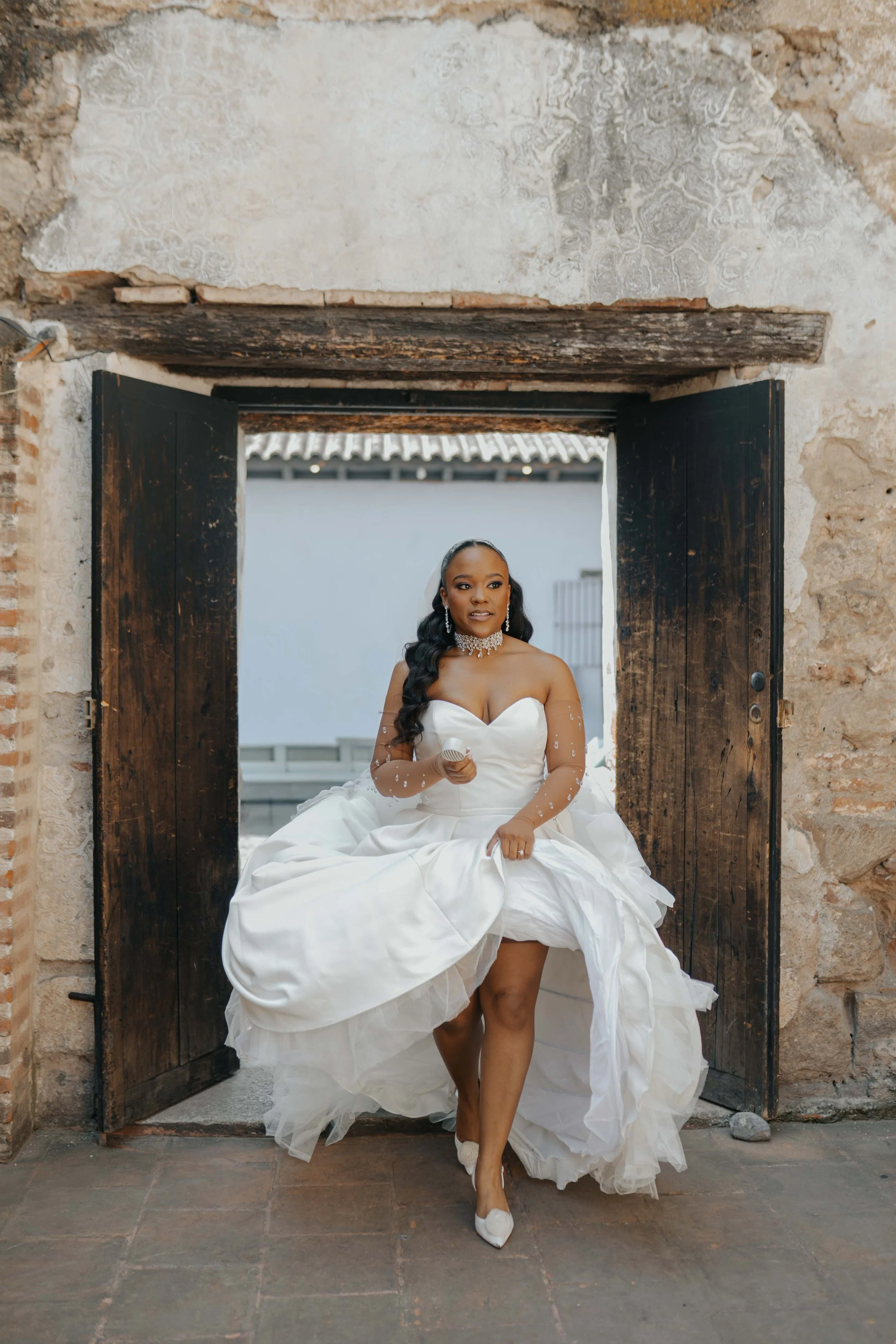 destination-wedding-ruins documentary-antigua-guatemala-life-weddings32.jpg