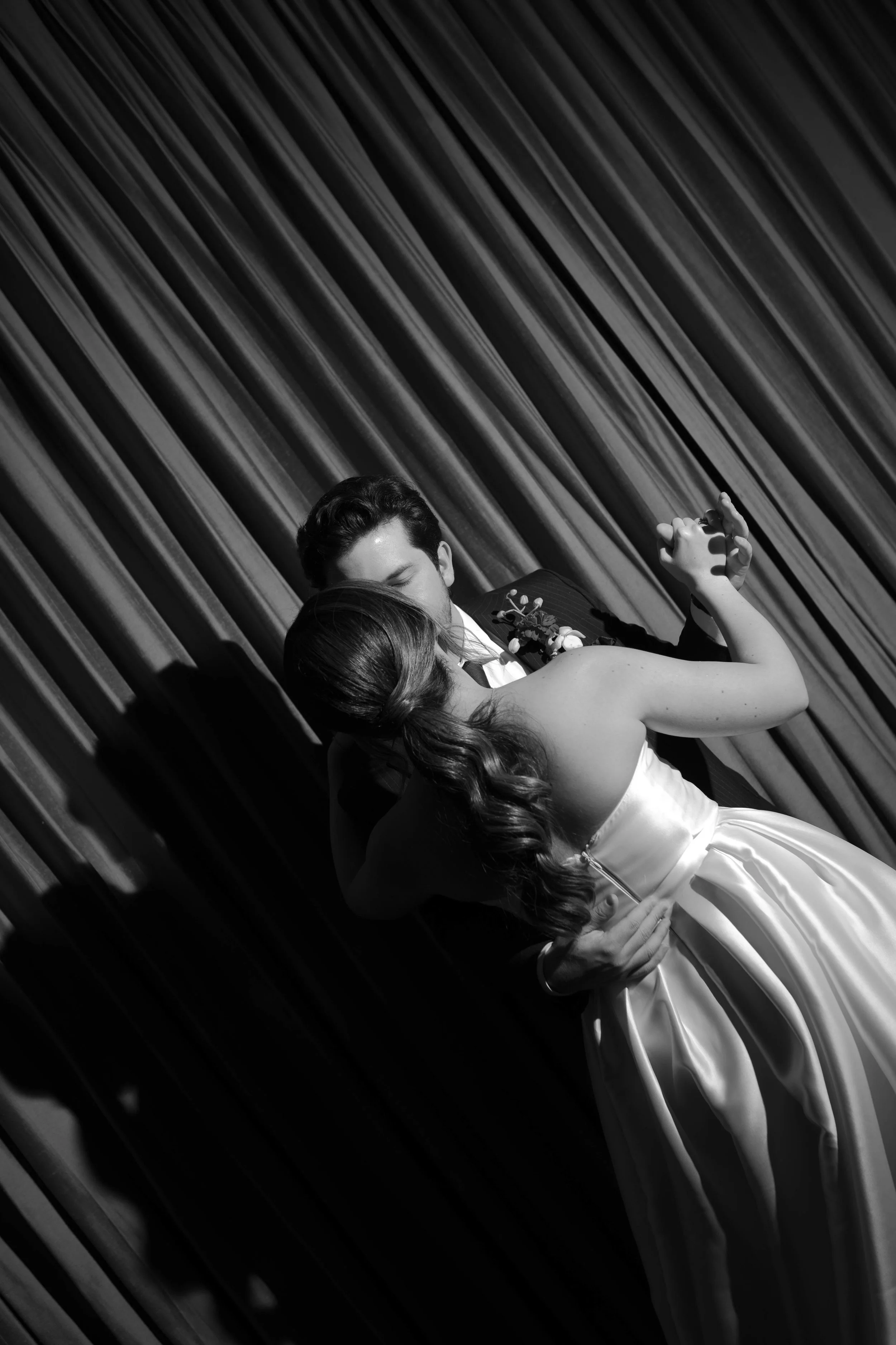 destination-wedding-ruins documentary-antigua-guatemala-life-weddings60.jpg