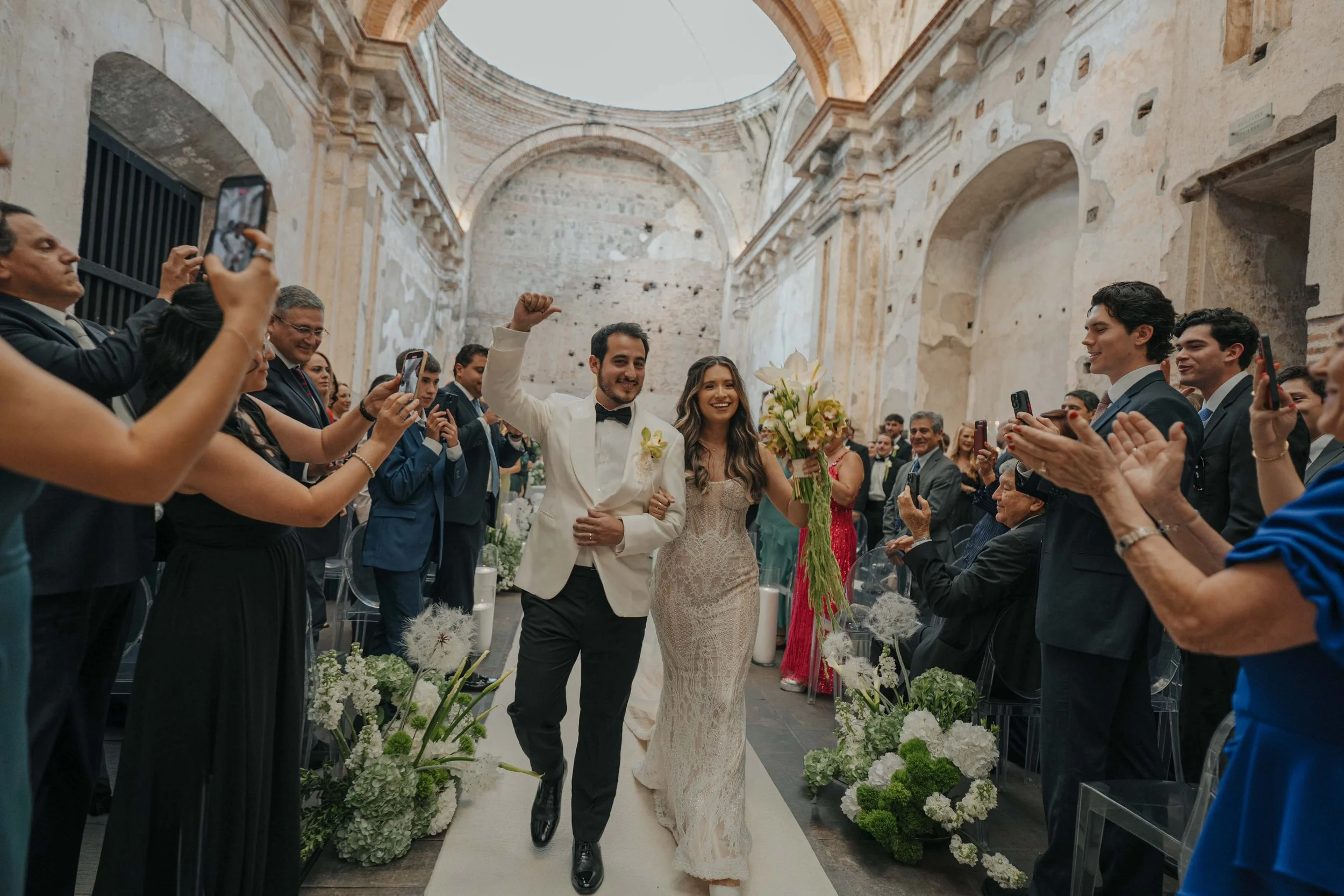 destination-wedding-ruins documentary-antigua-guatemala-life-weddings11.jpg