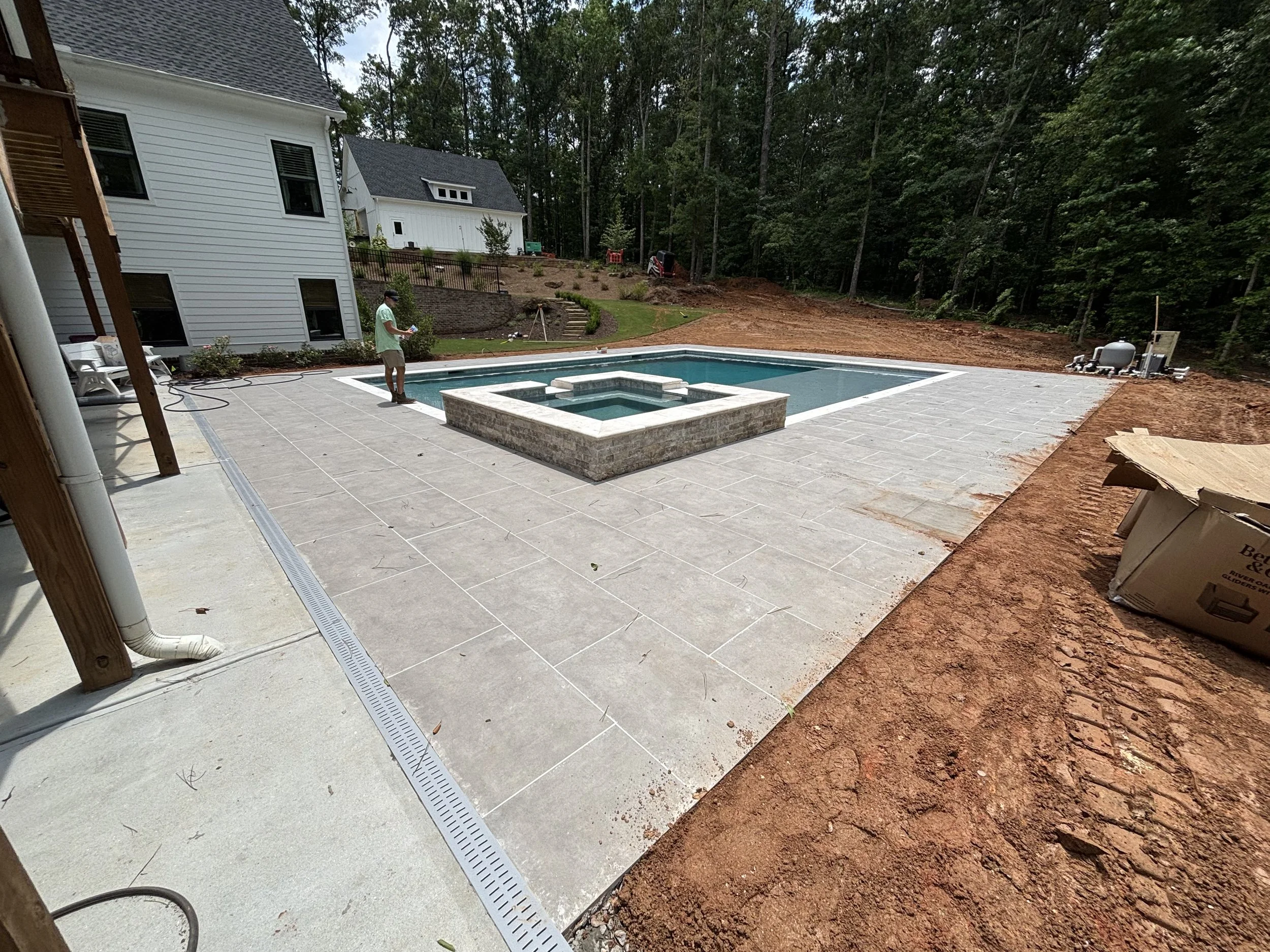 Best Pool Decking Options for Georgia Backyards