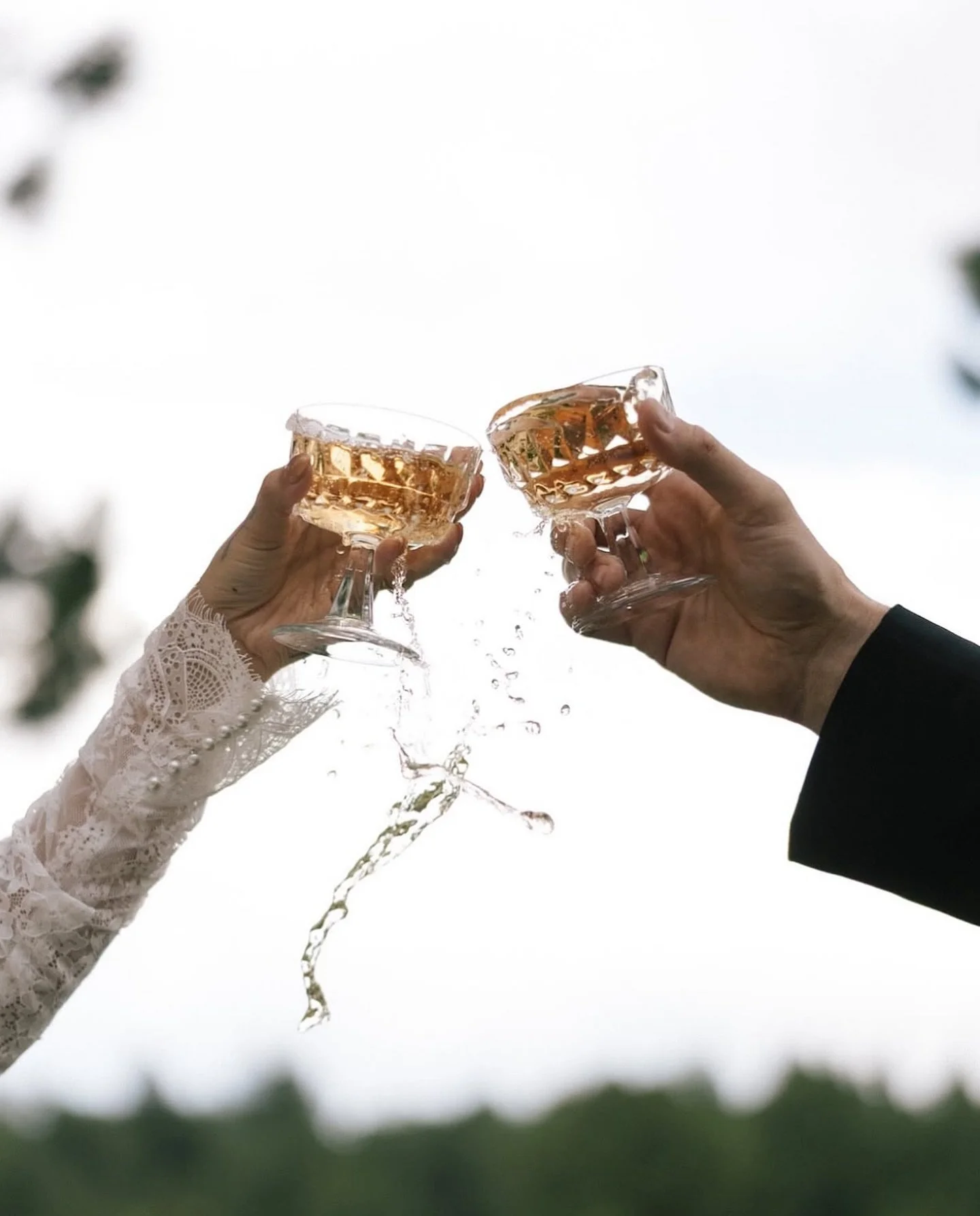 A toast to forever. 🥂
From “just married” to “just poured,” santé brings the beauty of celebration to life with every glass.
Crafted cocktails, seamless service, and signature style, for weddings that feel as good as