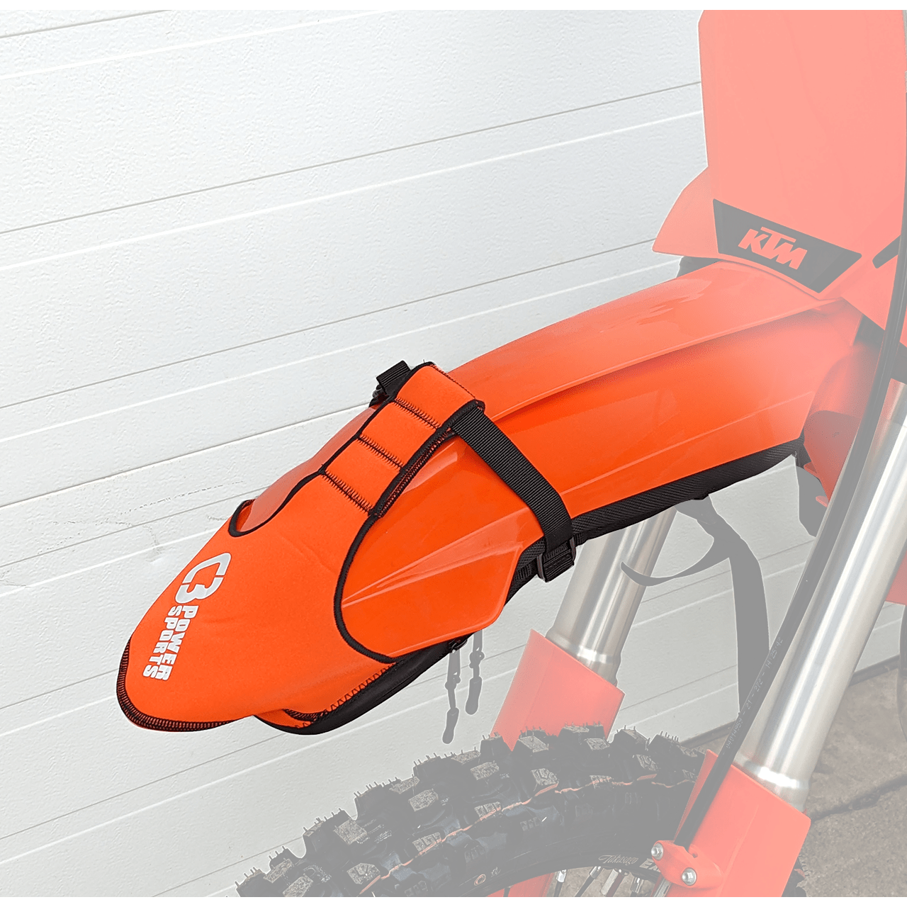 Orangefenderbagpartialiso-min.png
