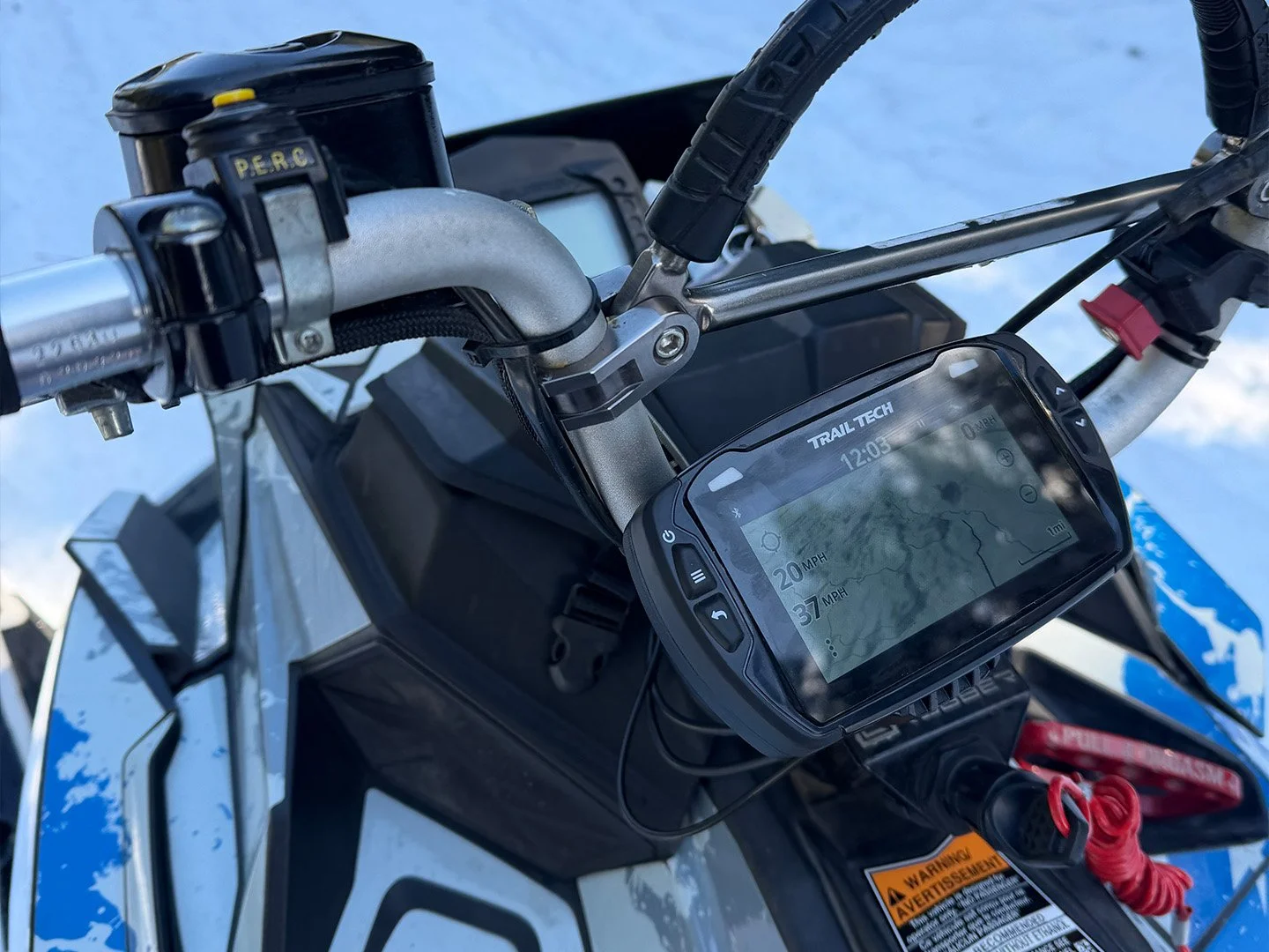 925-snow-snowmobile-installed.jpg