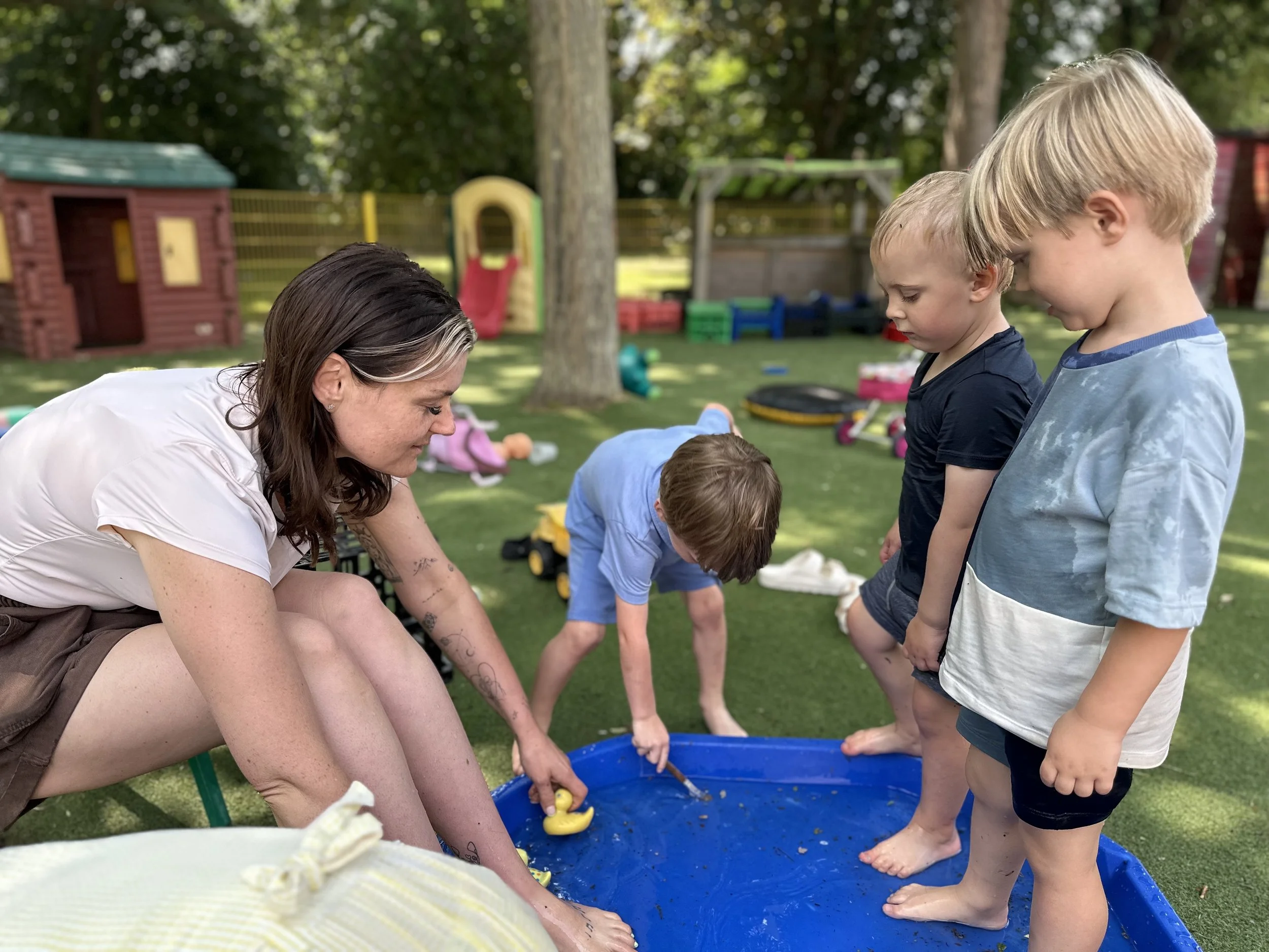 Rebecca-teaching-children-outdoor-play-sidcup.jpg