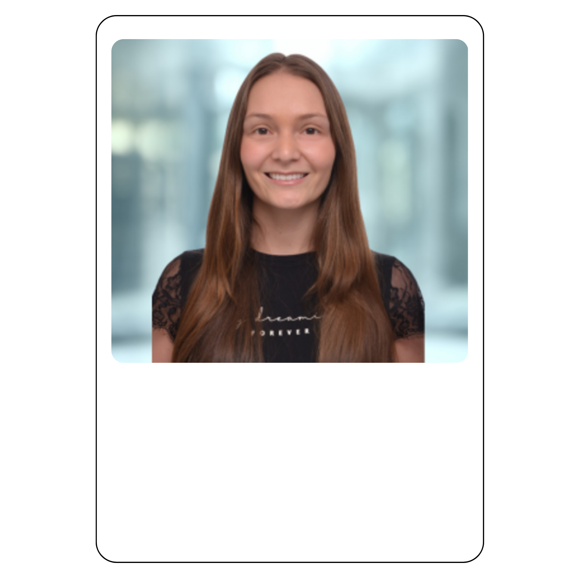 Laura Mejía - Operations Associate