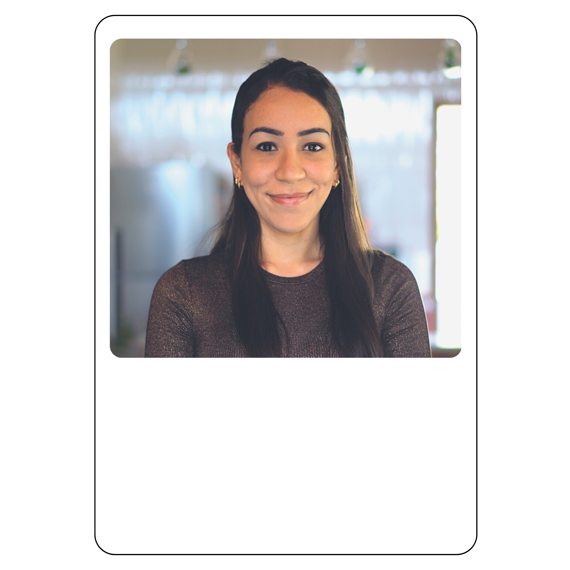 Stefania Paula - Social Media & Content Manager