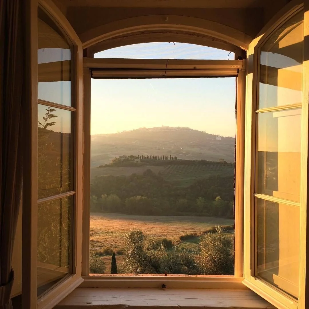 Partir ou rester : quand l’injonction à voyager s’essouffle 