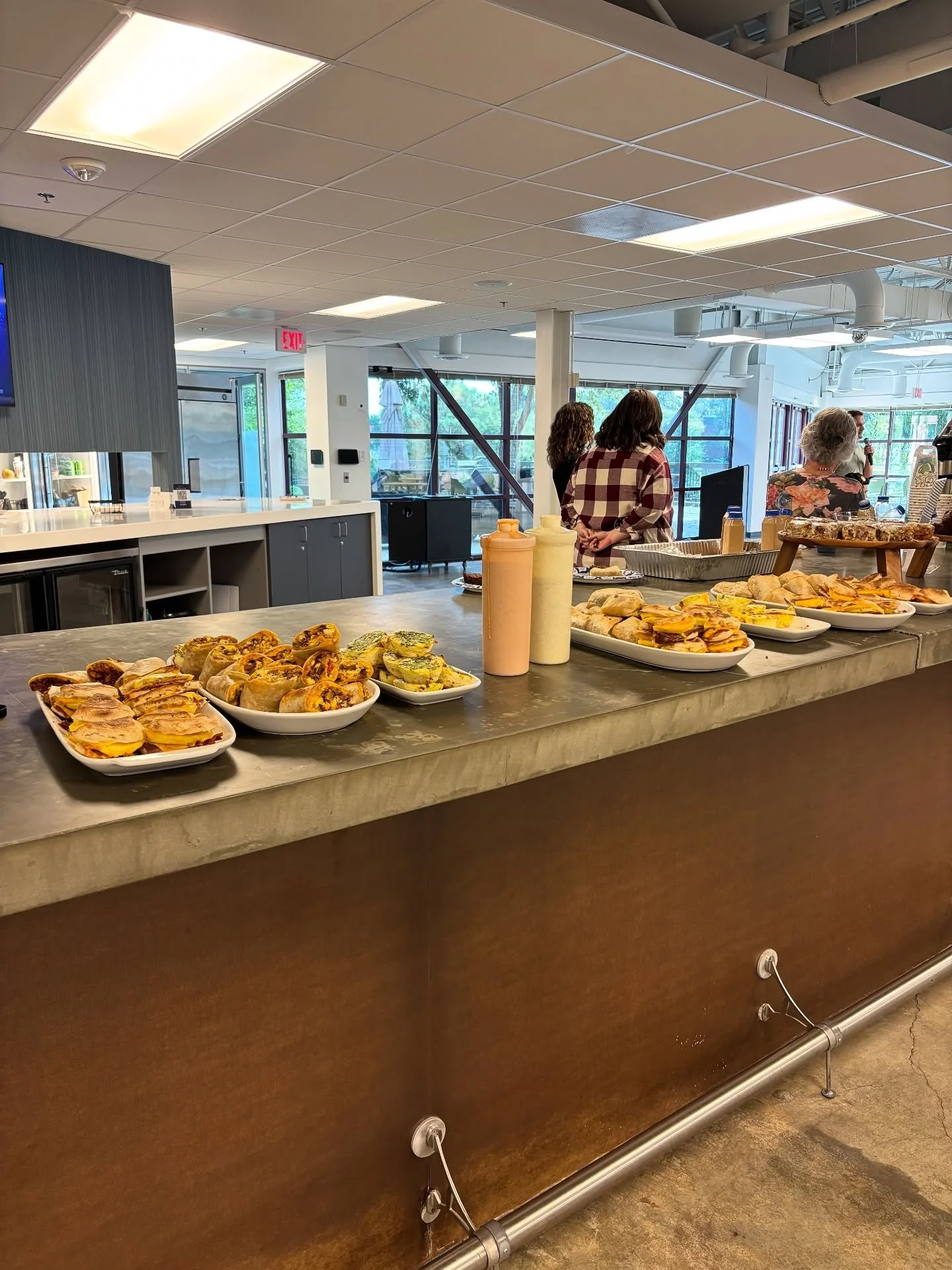 From the very beginning, Capital Square has championed our vision - helping us take Parousia from a coffee trailer to a brick &amp; mortar space. We couldn&rsquo;t be more thankful for their support 🙌

This week we had the pleasure of fueling their 
