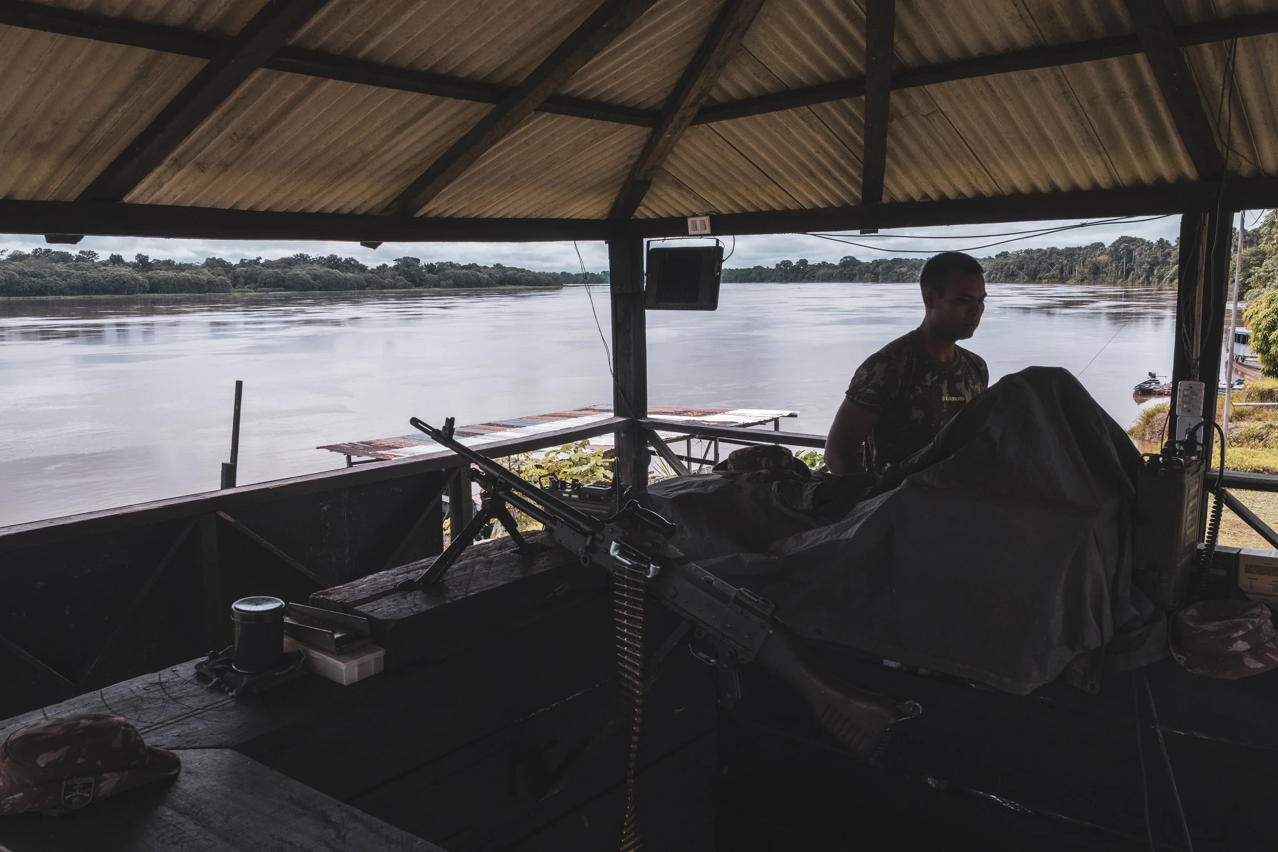 The Brazilian Army’s 2º Pelotão Especial de Fronteira in Ipiranga, along the Içá/Putumayo River on the border with Colombia. This region is one of the main cocaine trafficking corridors used by Colombian narco-guerrilla groups to move drugs into Braz