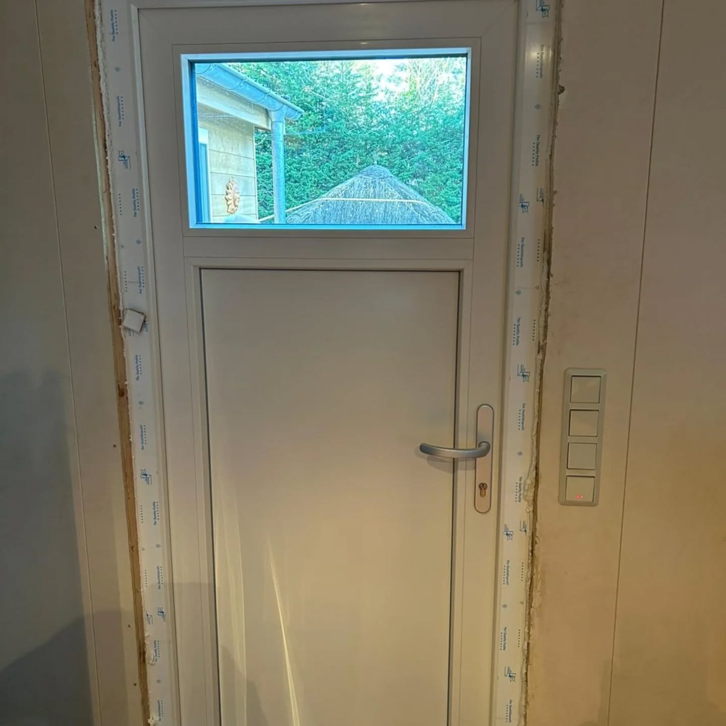 Pvc gayko deur geplaatst door steven en tim.knap werk.👌👌👌👌