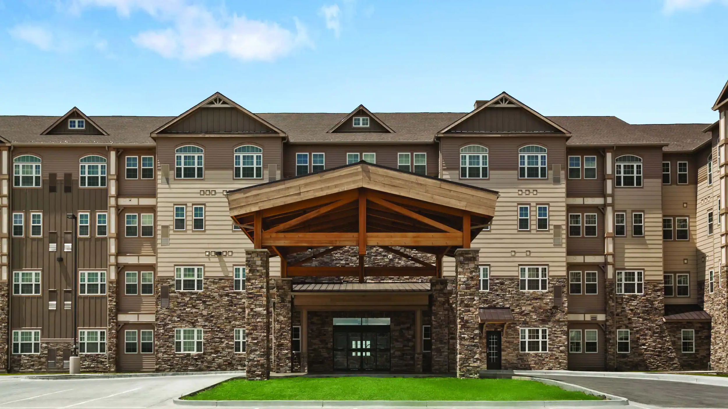 Minot ND - $5,100,000