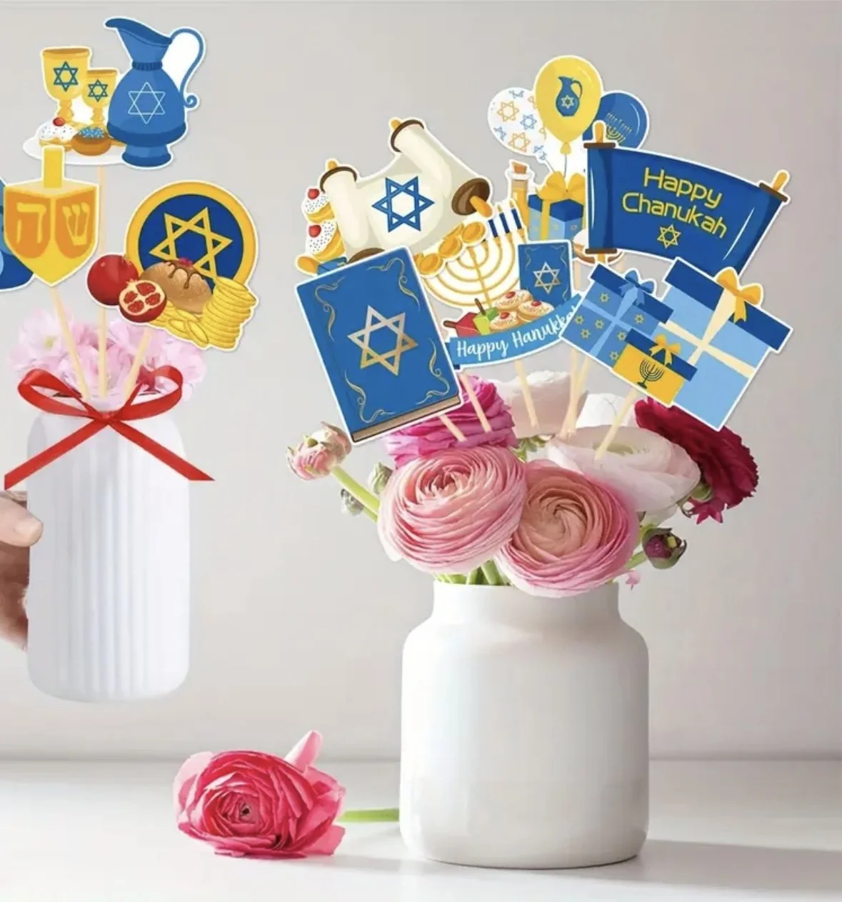 Chanukah table props