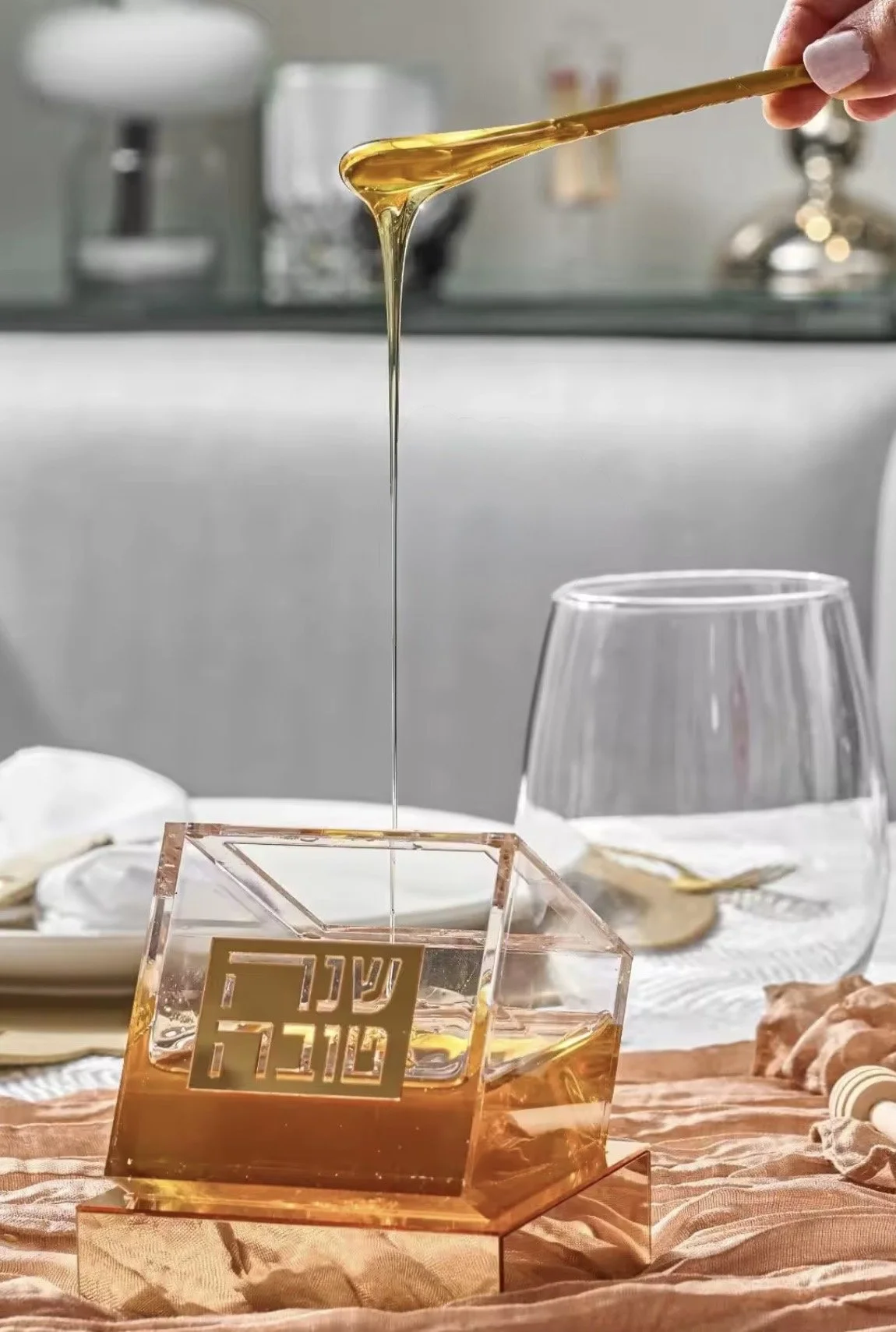 Lucite honey pot with spoon