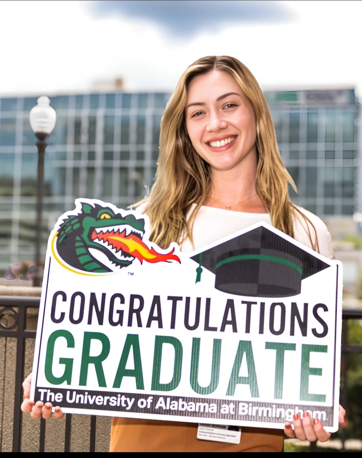 🎓🗓️ Booking now for the Class of 2025!

Summer Graduations are around the corner and what better way to commemorate your special moment than with a photo session! DM me to set up your photography session today!
.
.
.
#uab #graduate #graduation #com